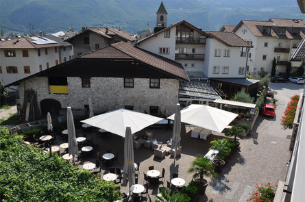 Hotel Teutschhaus Cortina sulla Strada del Vino 4 suedtirol.info