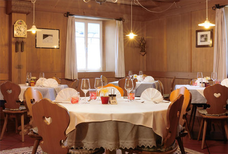 Hotel Teutschhaus Cortina sulla Strada del Vino 6 suedtirol.info