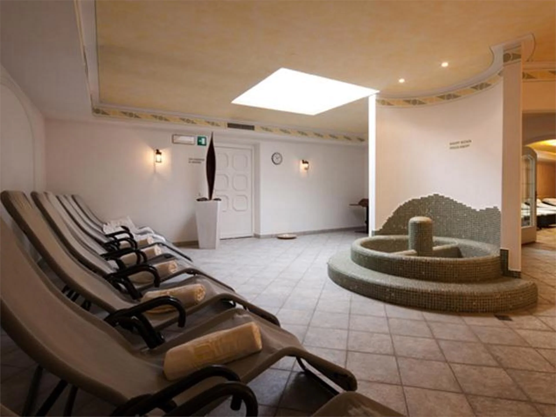 Hotel Madonna Kastelruth/Castelrotto 25 suedtirol.info