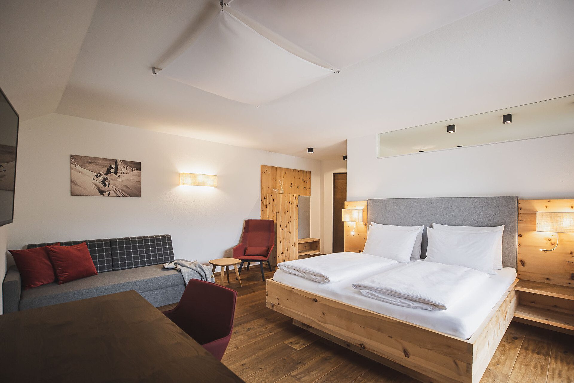 Pine Deluxe Suite