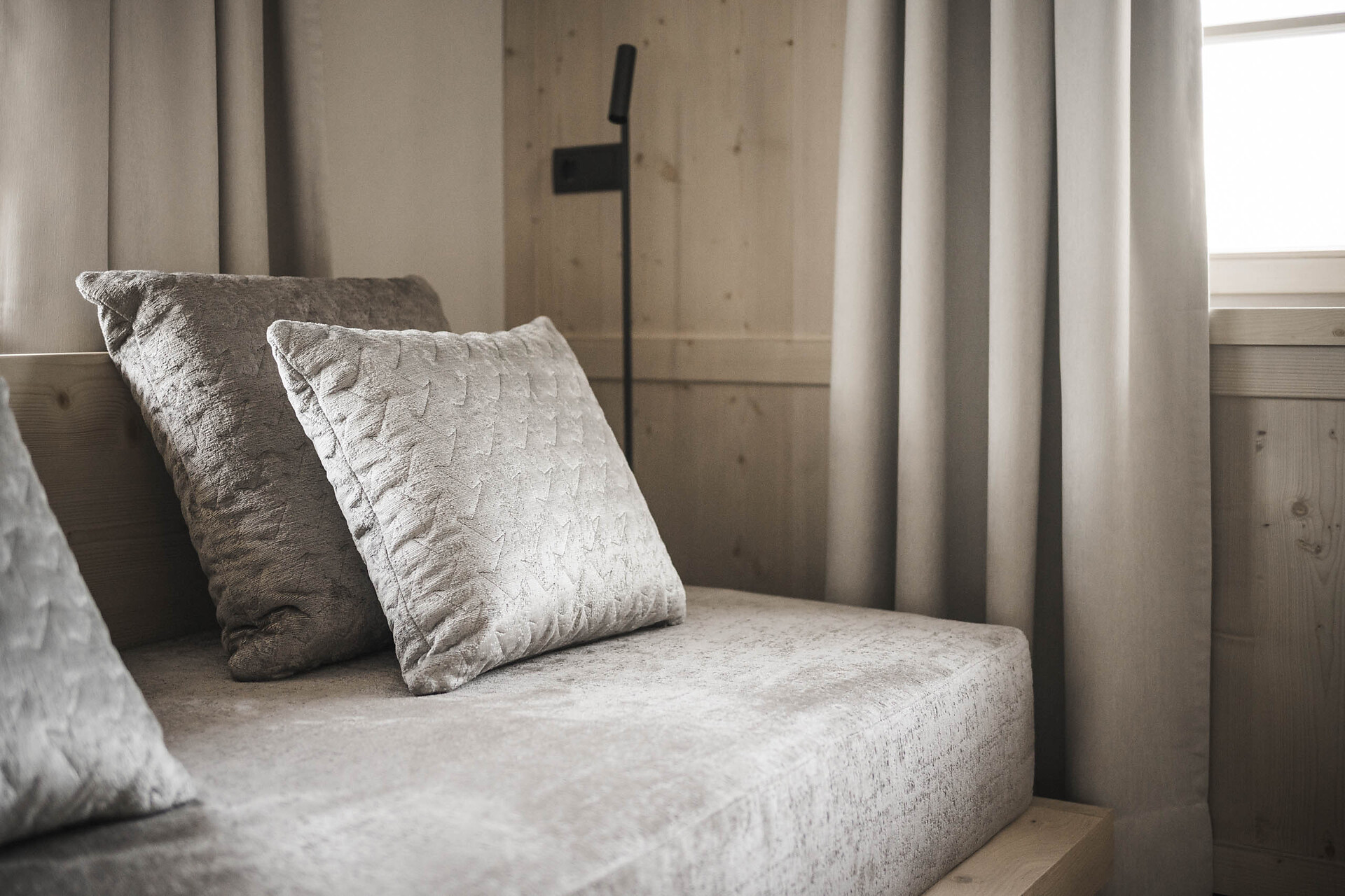 Suites & Apartments
