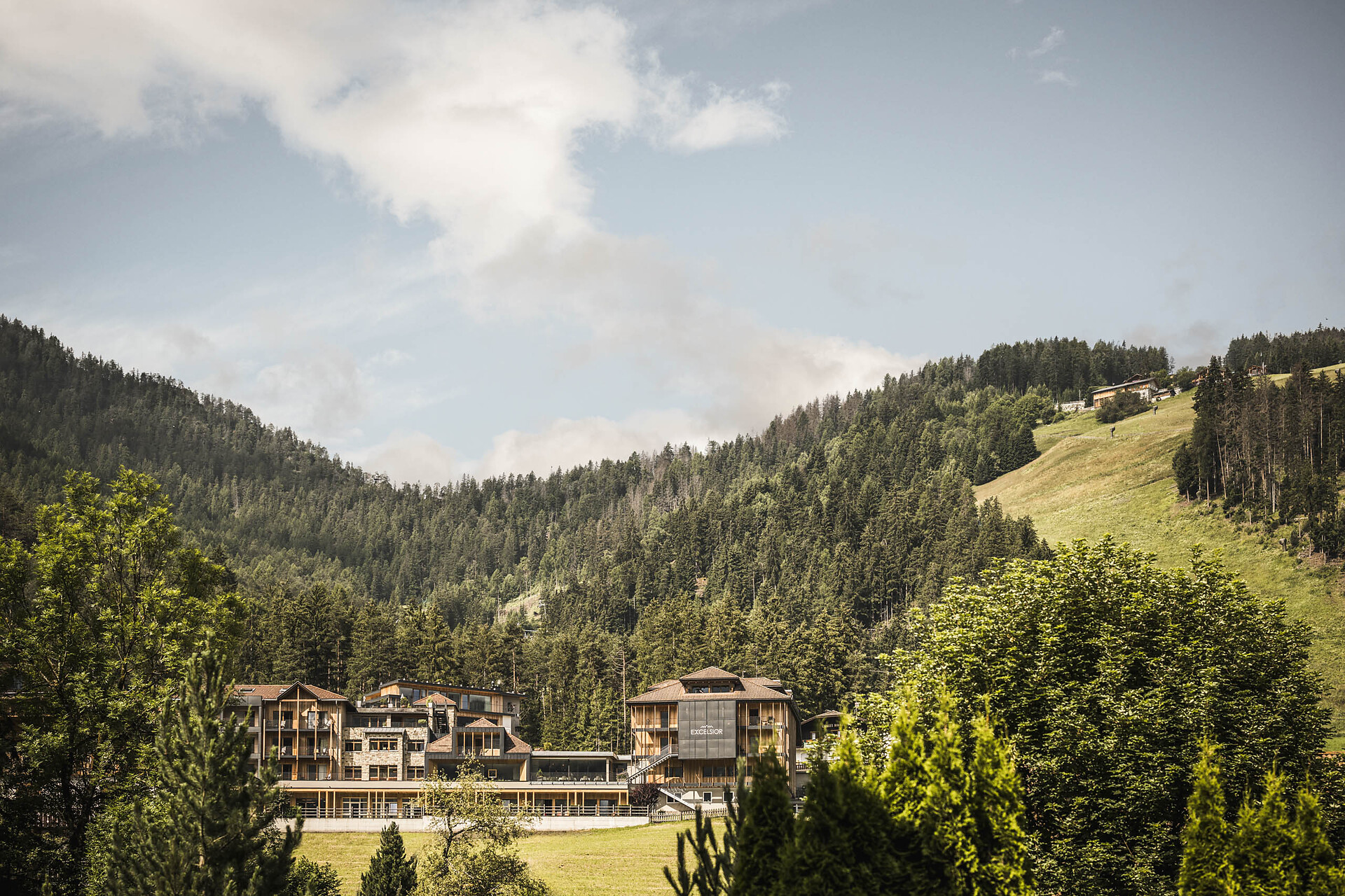 Hotel Excelsior Dolomites Life Resort - Dolomites Region Kronplatz/Plan de Corones - #4 - suedtirol.info