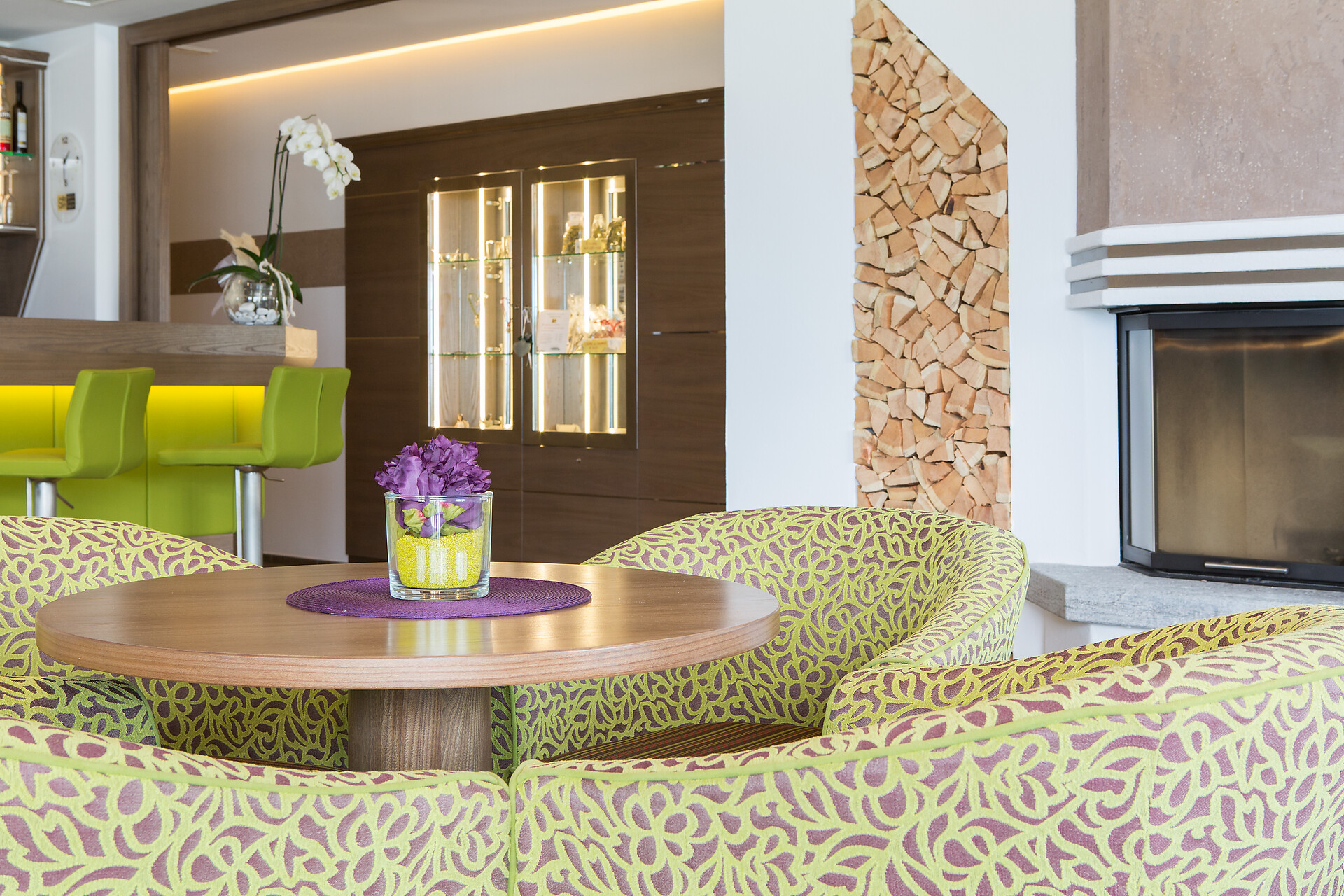 Lounge Bar