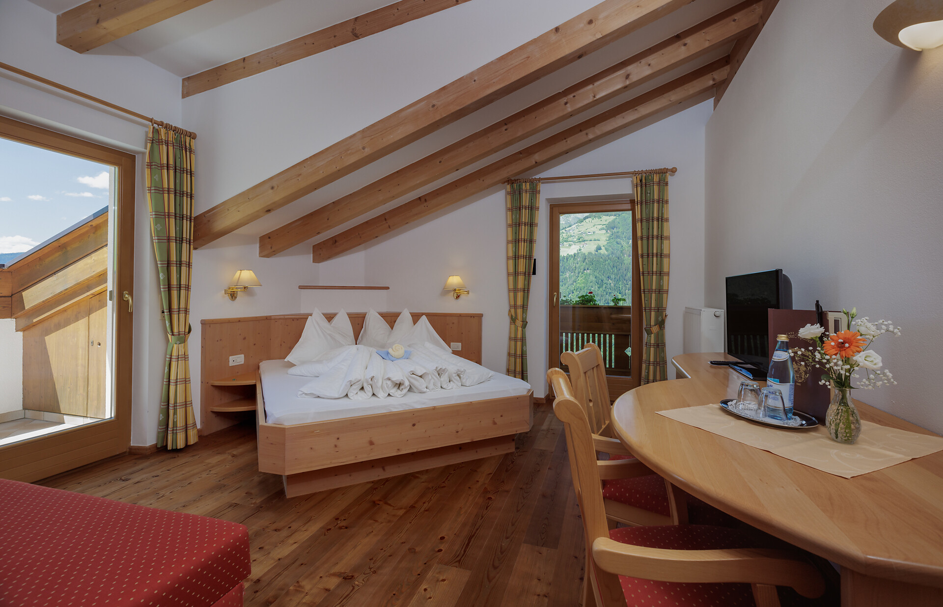 Hotel Alpes Scena 9 suedtirol.info