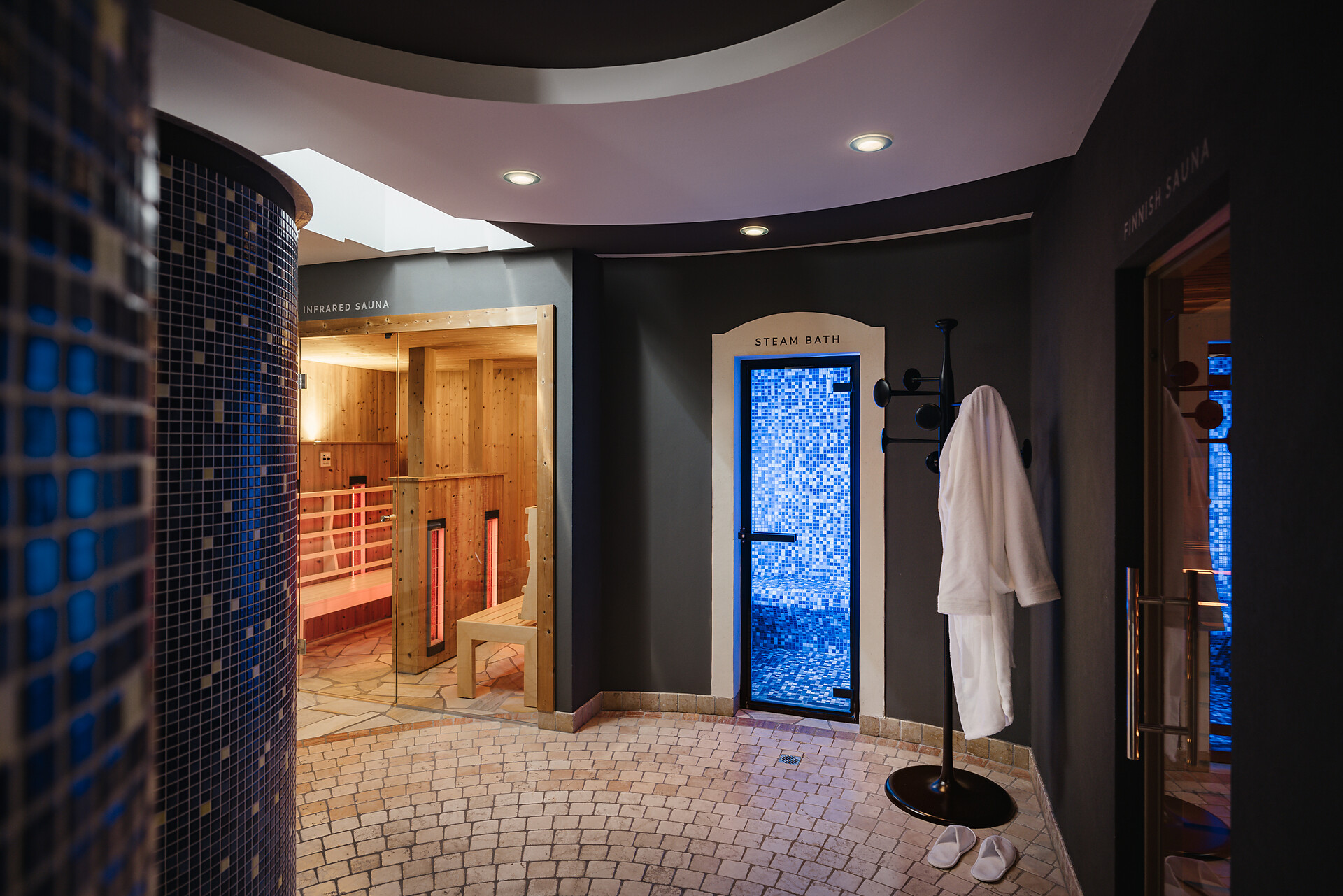 Hotel Melodia del Bosco Badia 19 suedtirol.info