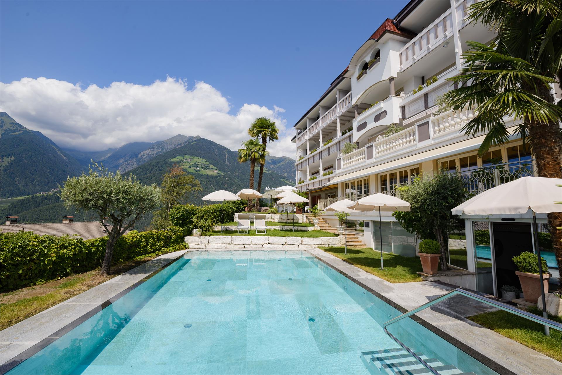 Hotel Bergland Schenna 1 suedtirol.info