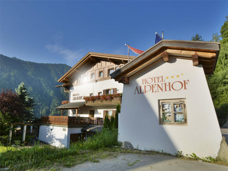 Hotel Alpenhof Ultimo 1 suedtirol.info