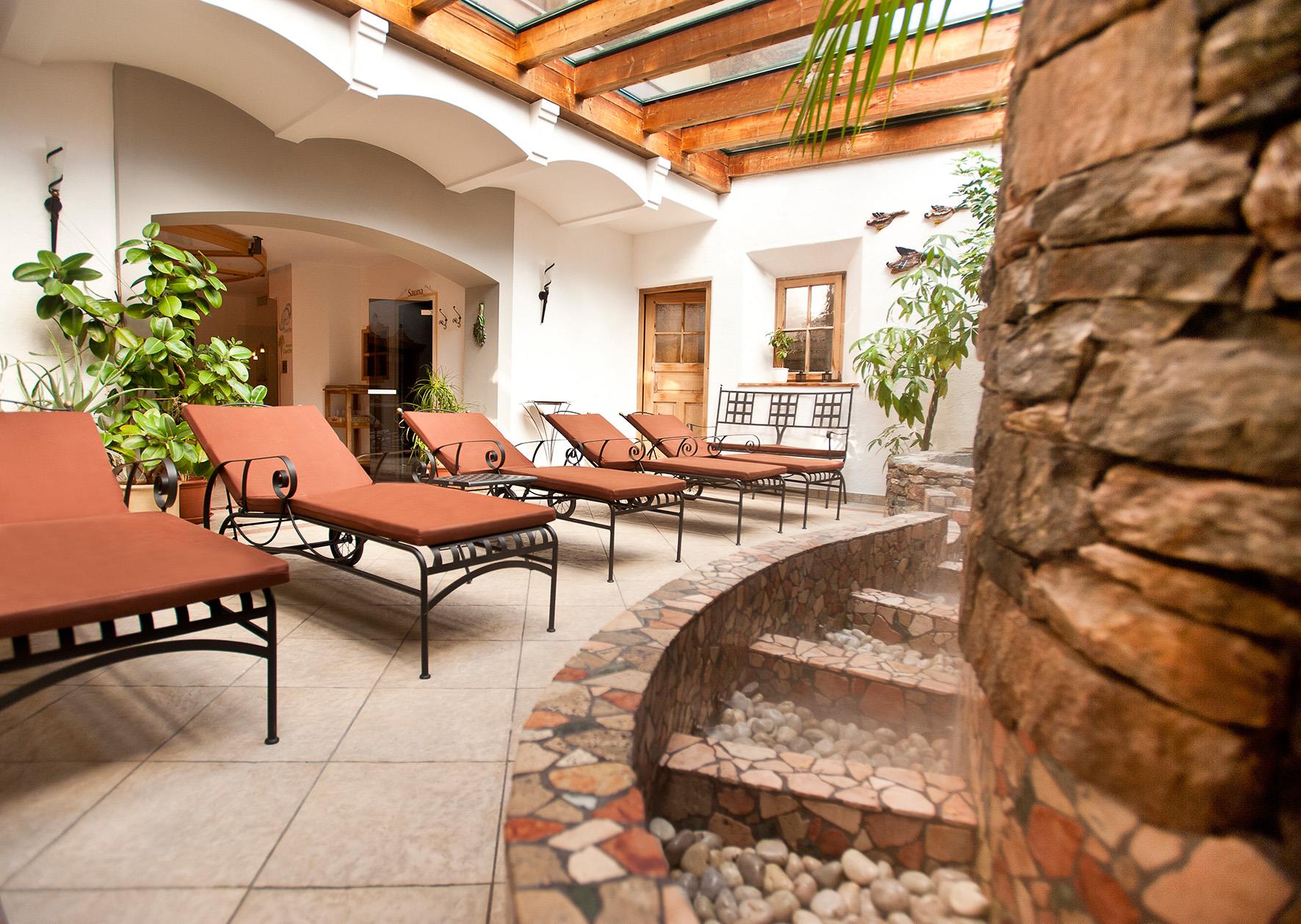 Hotel Alpenhof Ulten 6 suedtirol.info