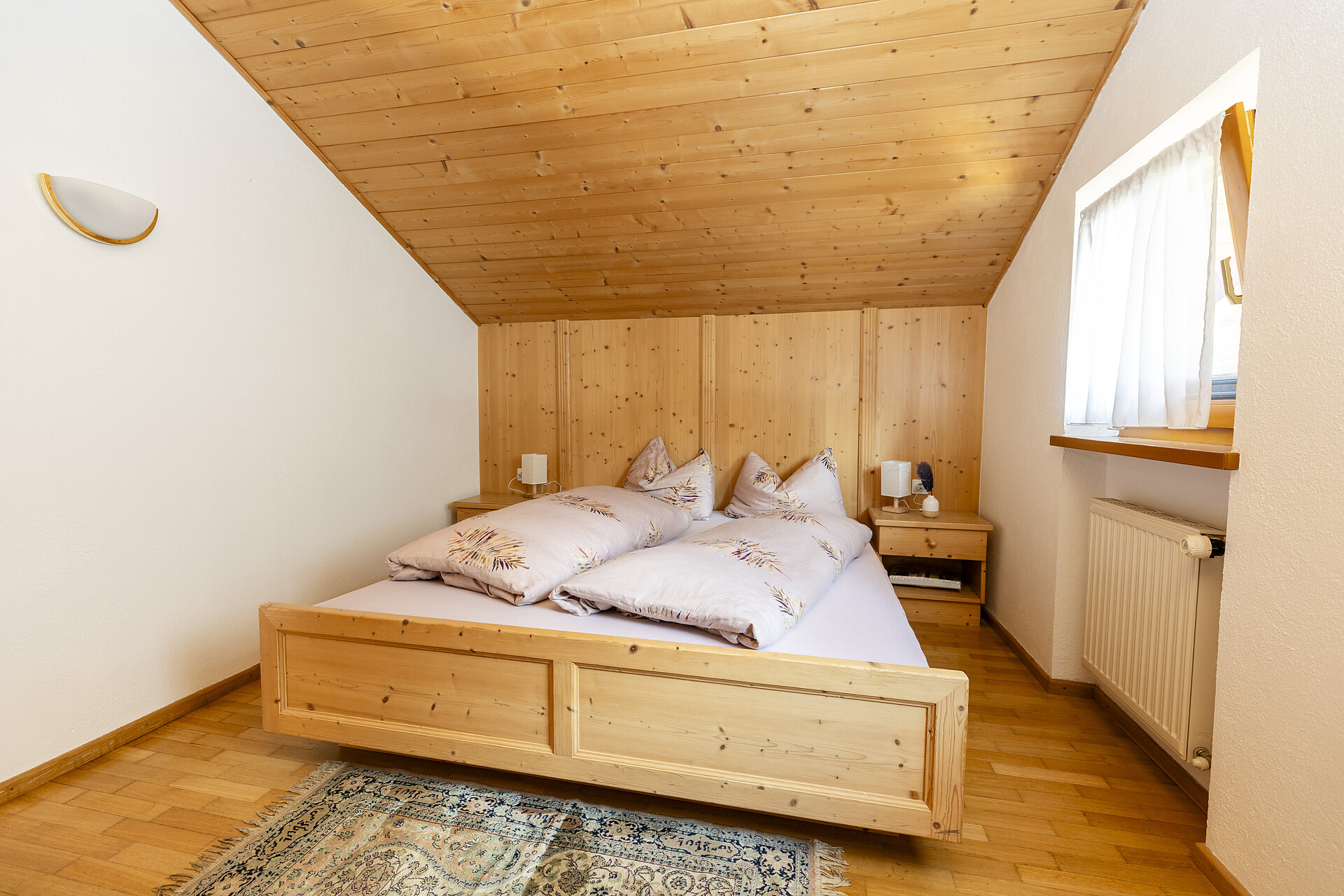 Room1