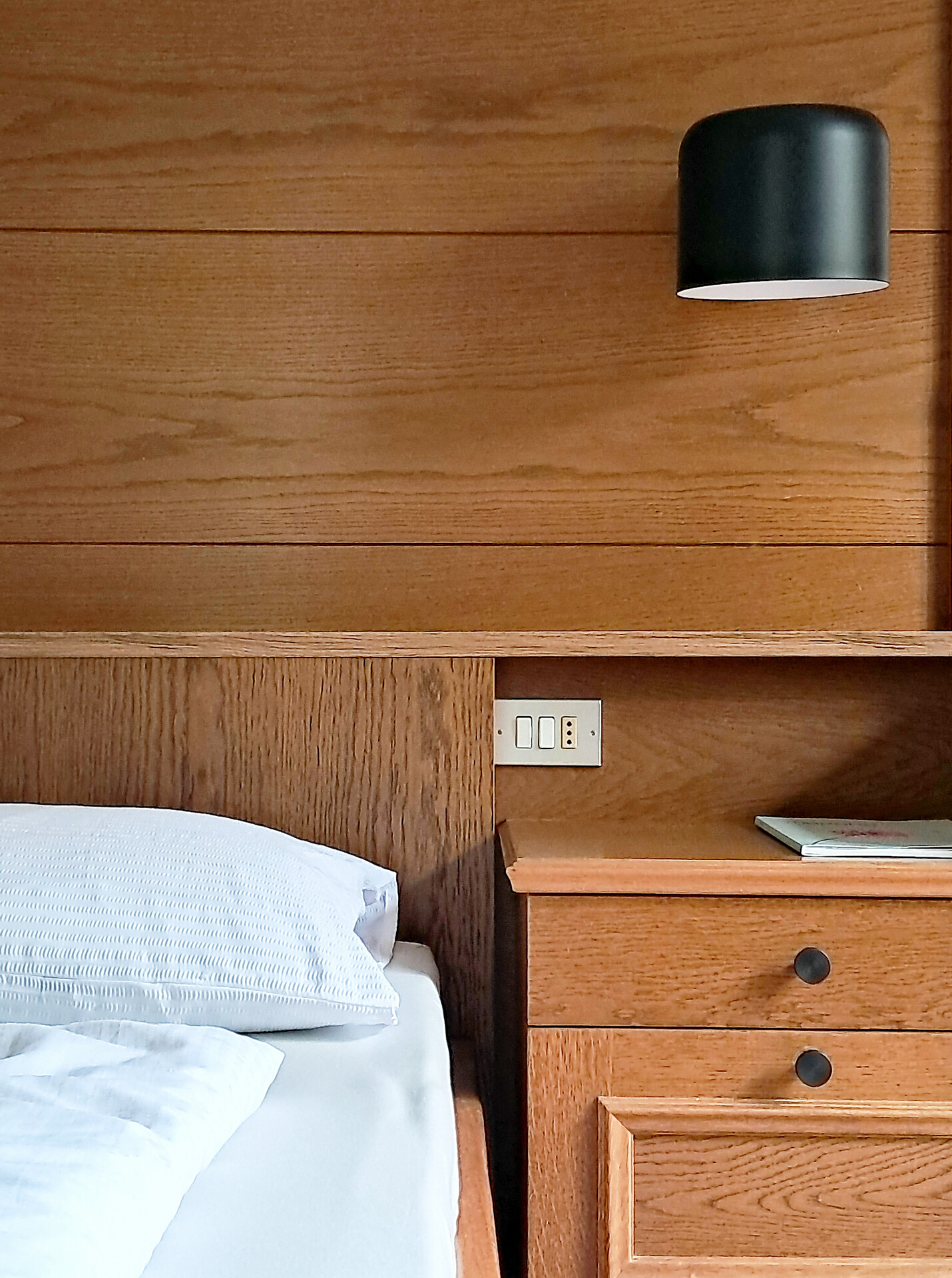 double bedroom 1 detail