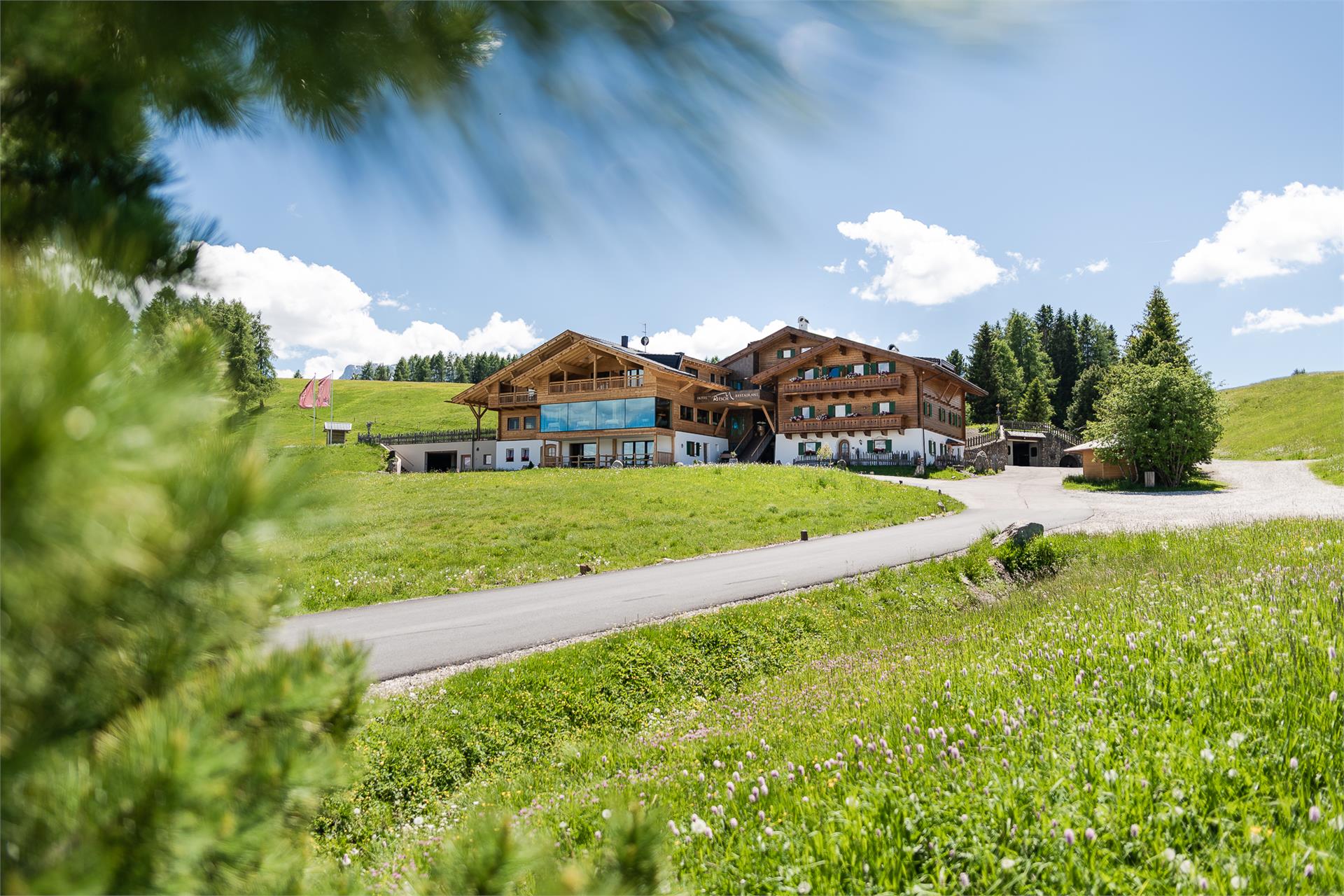 Hotel Ritsch Kastelruth/Castelrotto 2 suedtirol.info