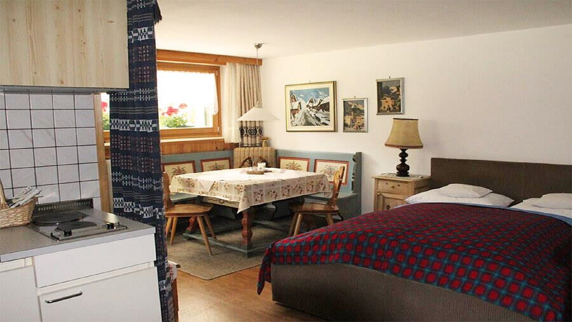 Wohnung Parterre Wohnschlafraum