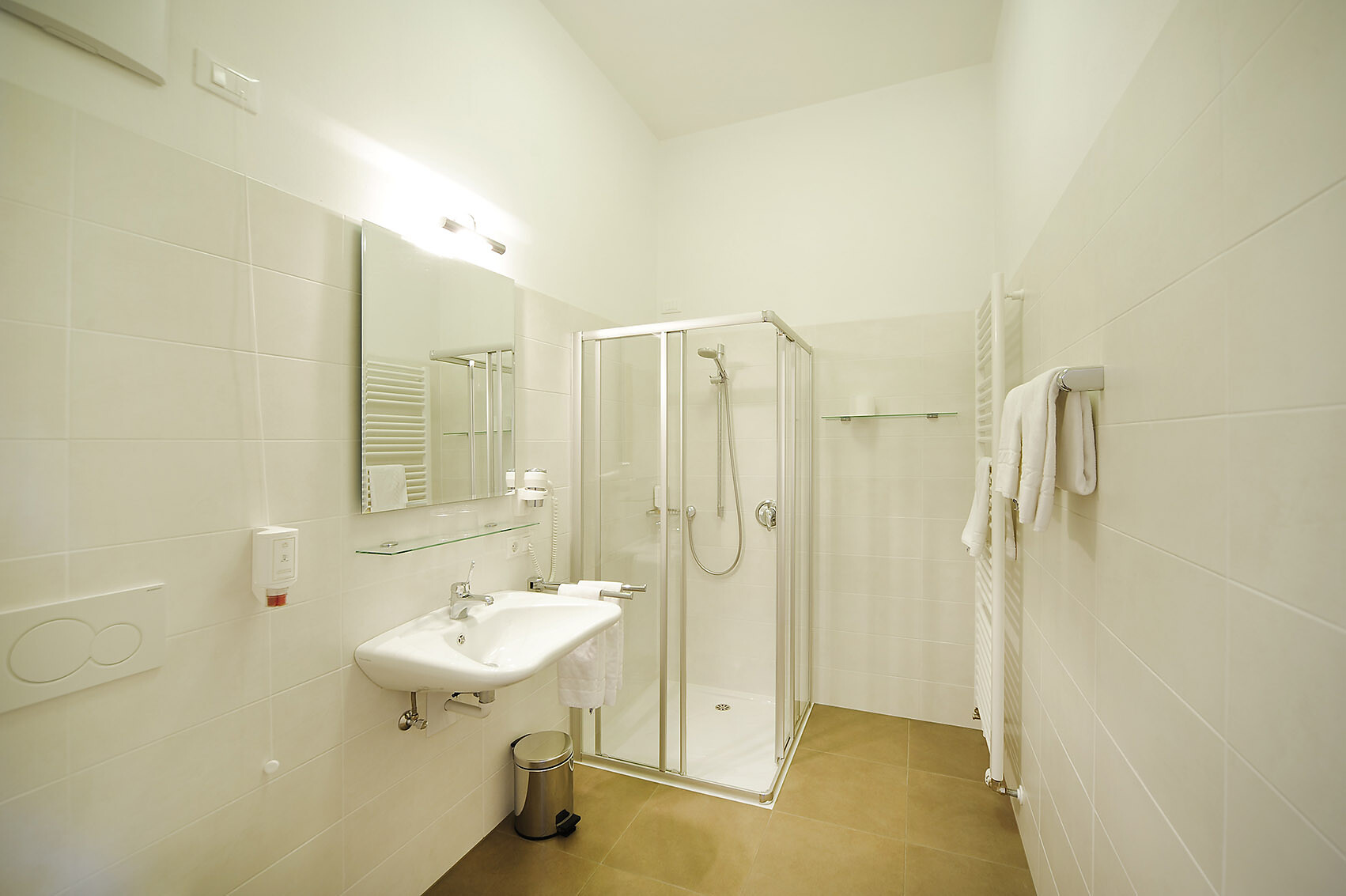 Hotel Masatsch_Kaltern am See_bath room