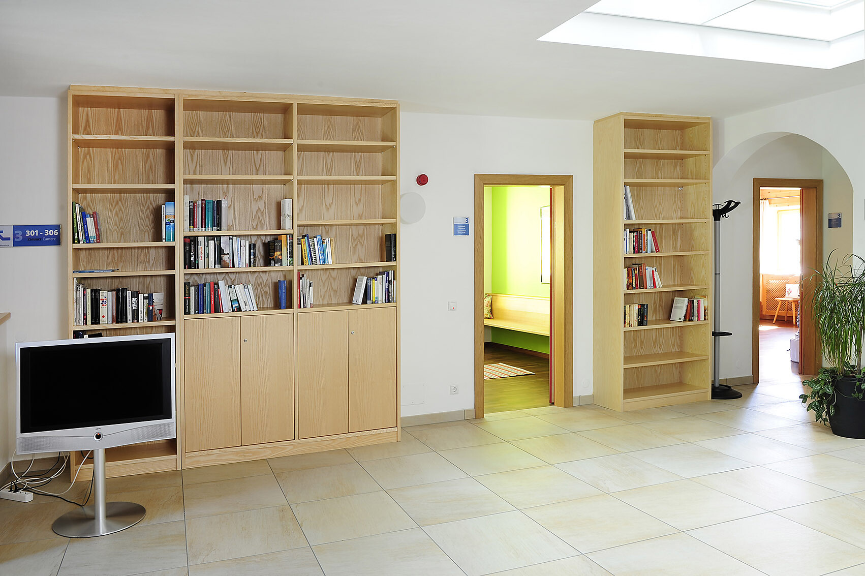 Hotel Masatsch_Kaltern am See_library