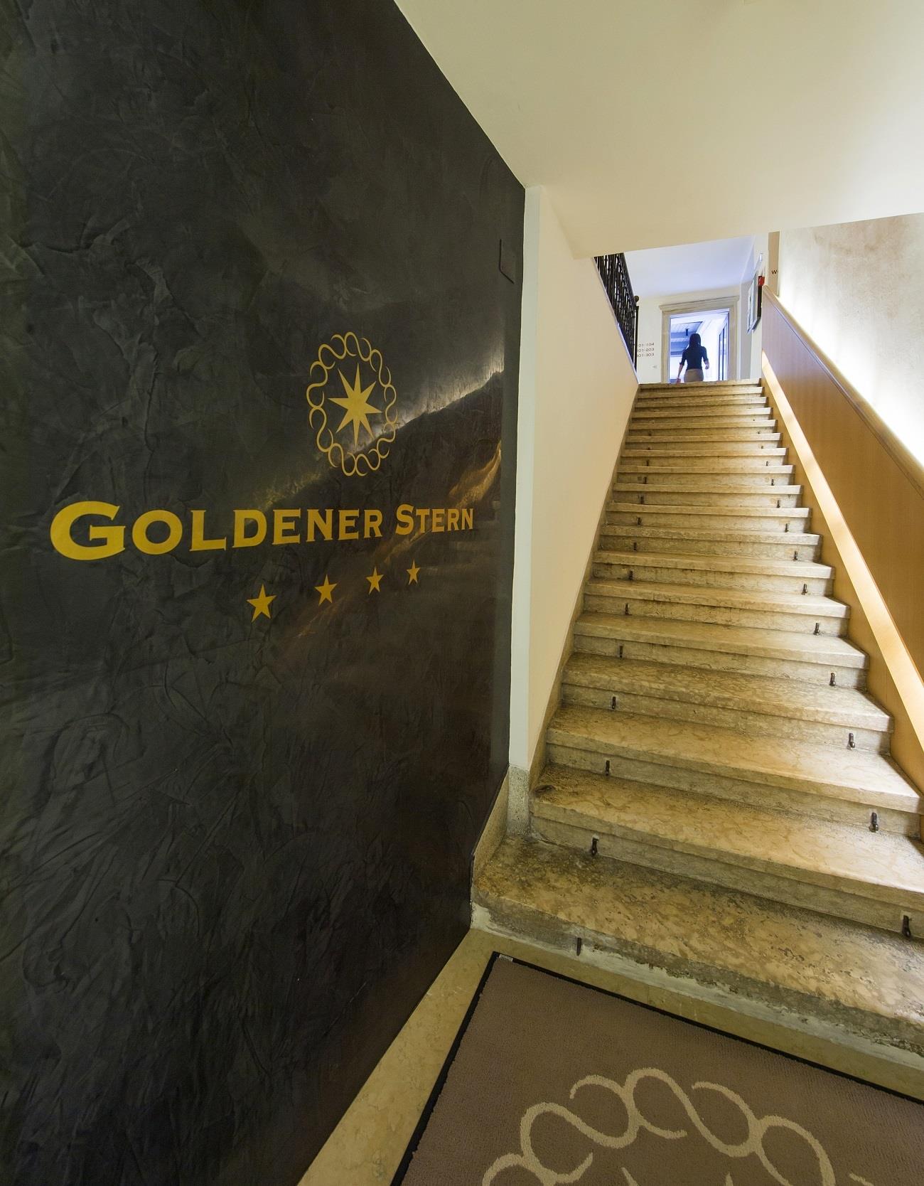 Hotel Goldener Stern Kaltern an der Weinstraße/Caldaro sulla Strada del Vino 15 suedtirol.info