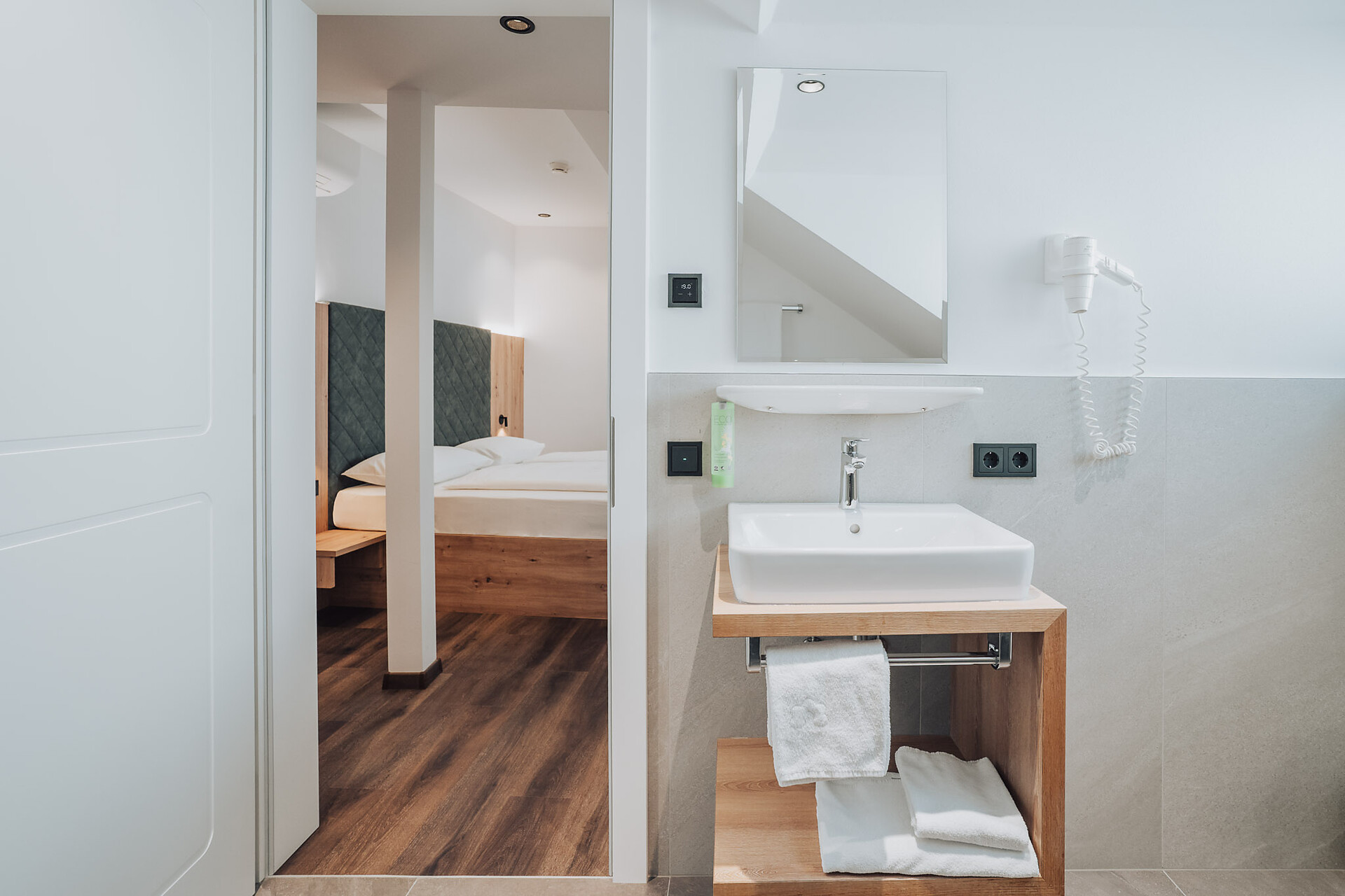 HOTEL FEICHTER Bozen 30 suedtirol.info