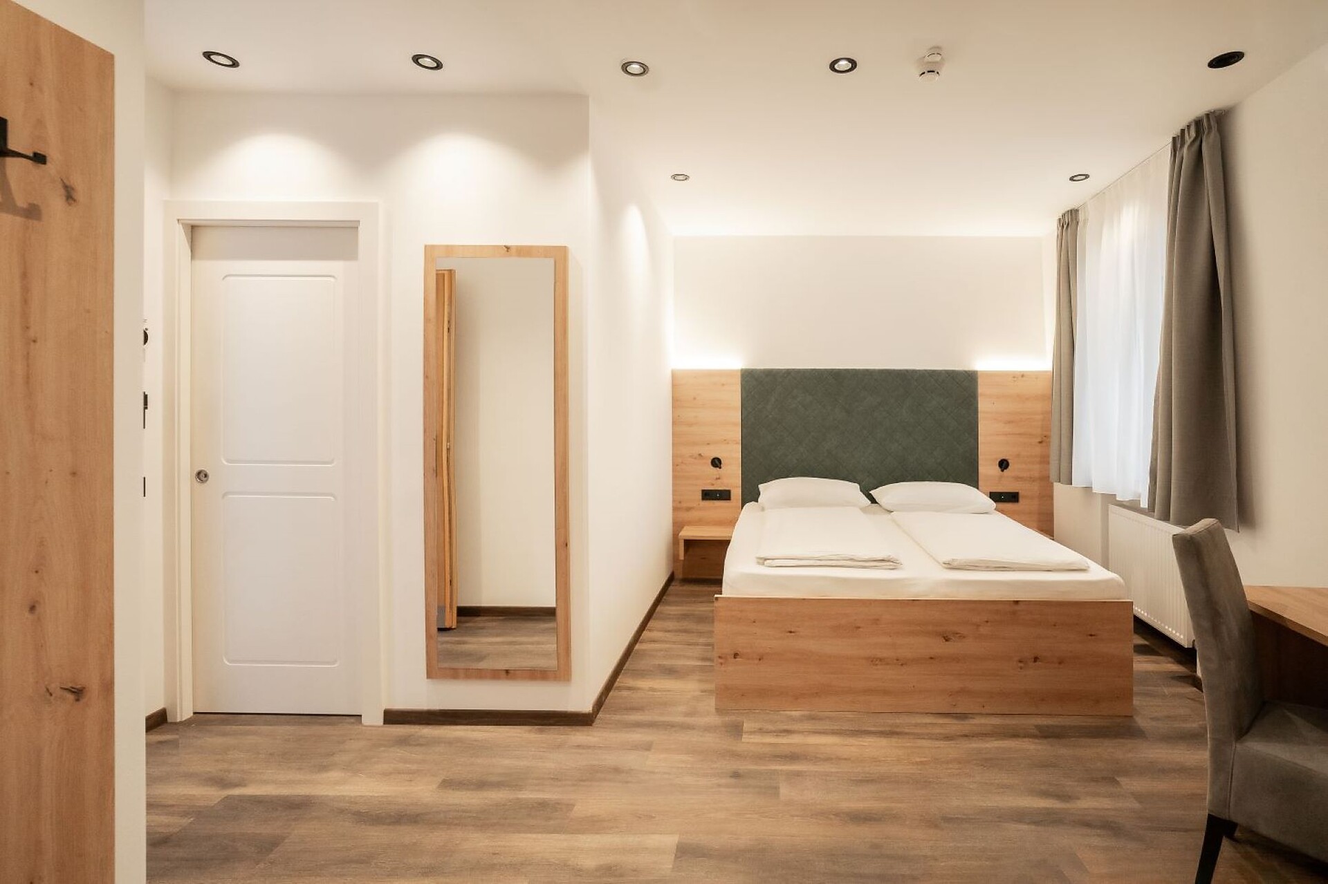 HOTEL FEICHTER Bozen 24 suedtirol.info