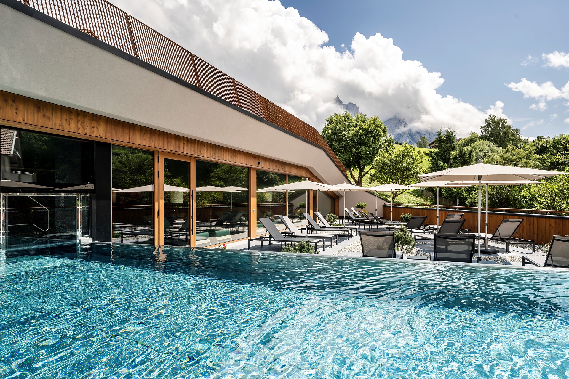 Outdoor Infinity Pool