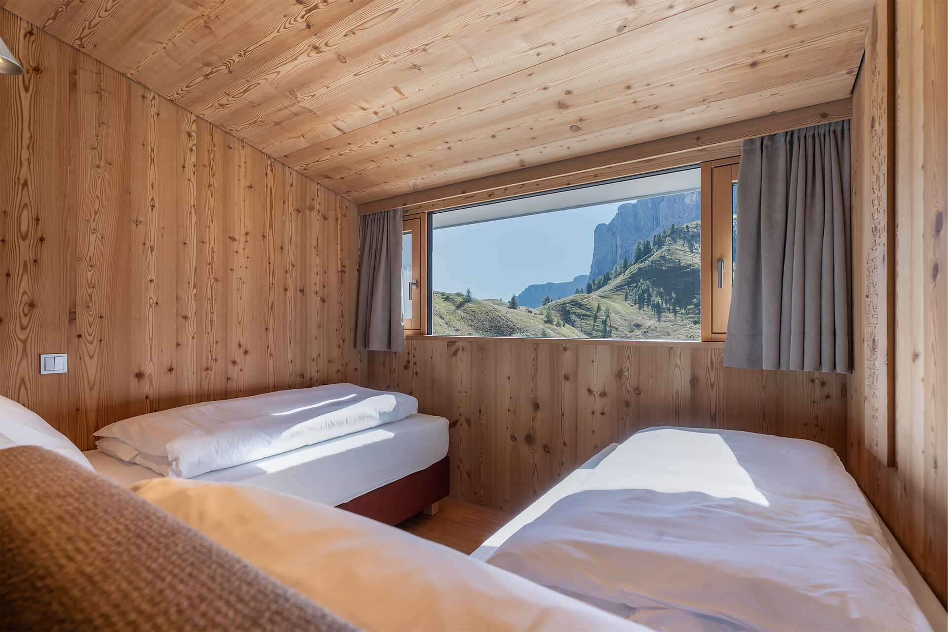 Hospiz Passo Gardena - Dolomites Region Val Gardena - #5 - suedtirol.info