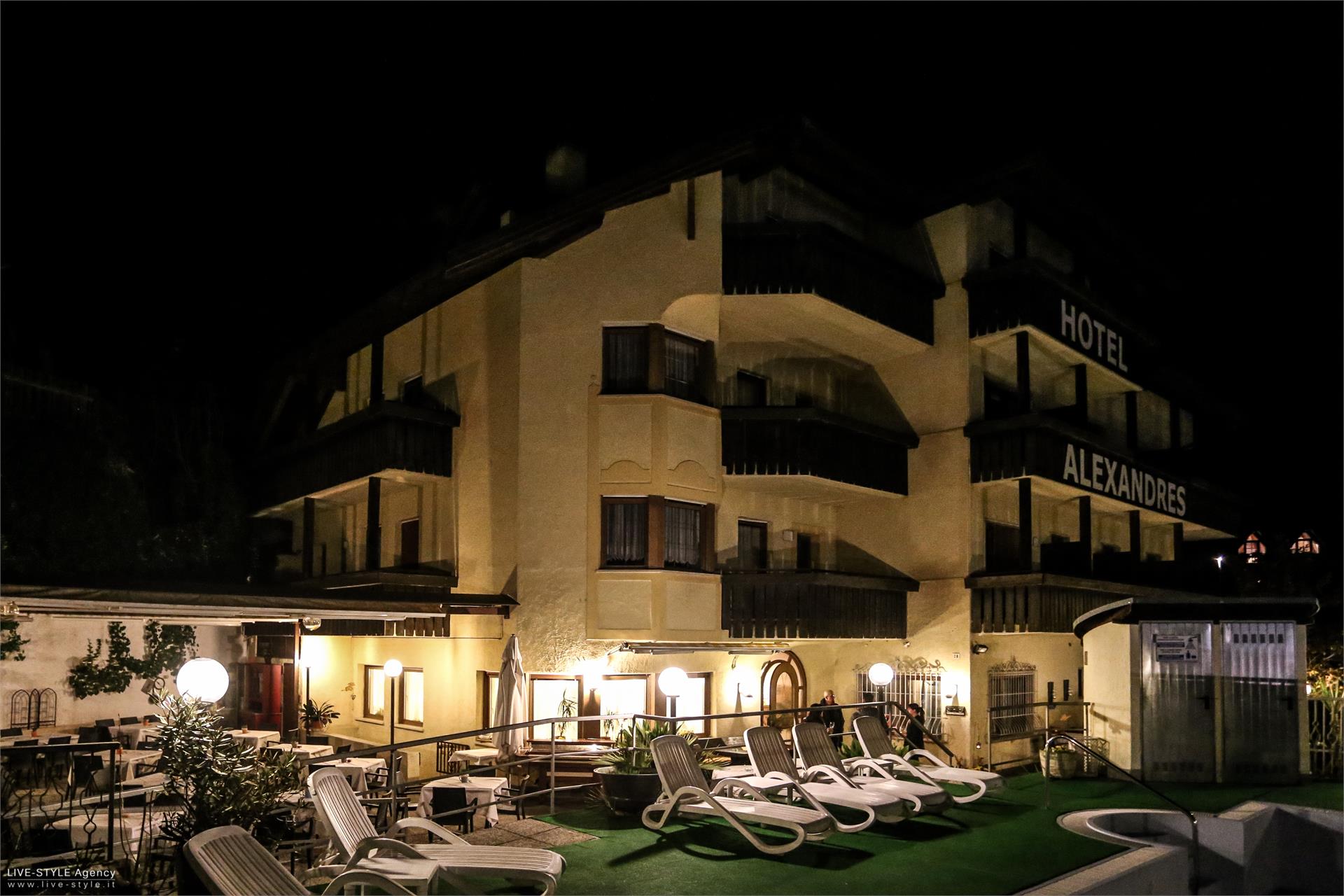 Hotel Alexandres Appiano sulla Strada del Vino 23 suedtirol.info