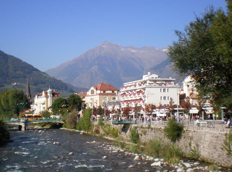 Hotel Kröllnerhof KG Lana 13 suedtirol.info