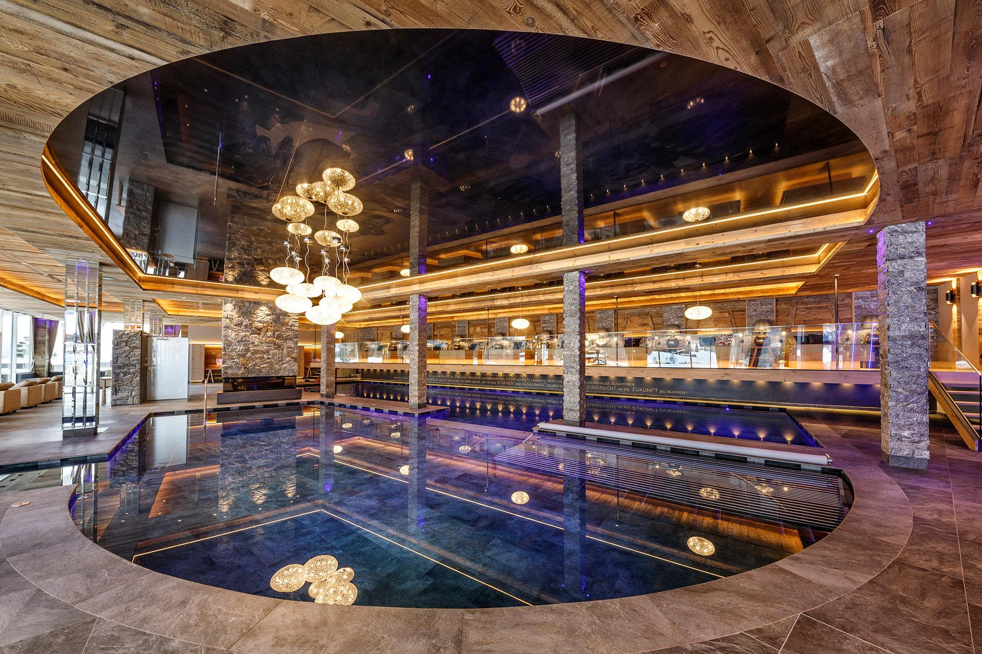 Hotel Plunhof Racines 8 suedtirol.info