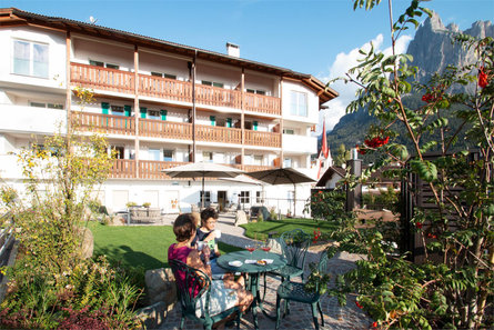Hotel Schwarzer Adler - Aquila Nera Kastelruth/Castelrotto 18 suedtirol.info