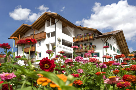 Hotel Schwarzer Adler - Aquila Nera Castelrotto 4 suedtirol.info