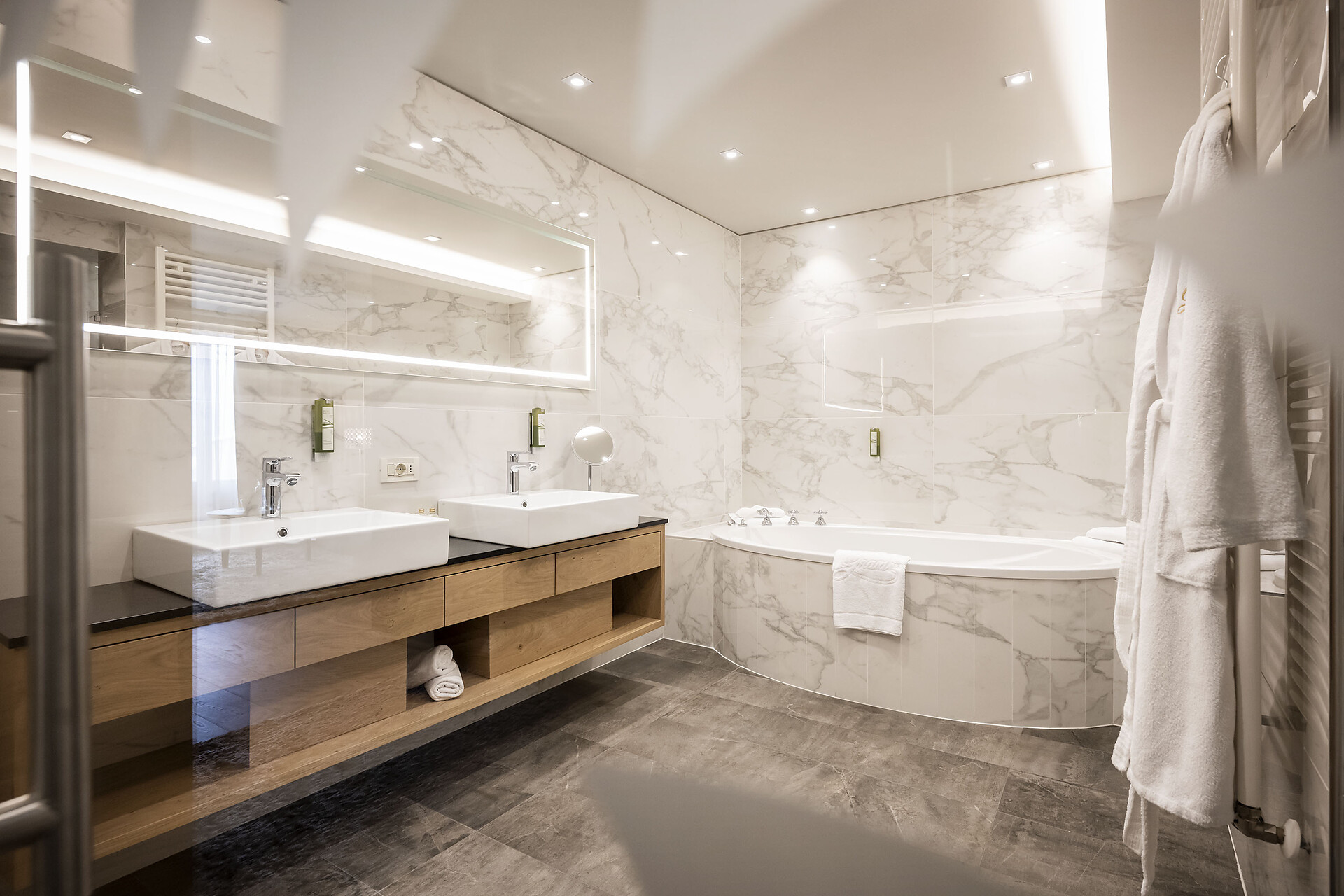 Suite Living Home