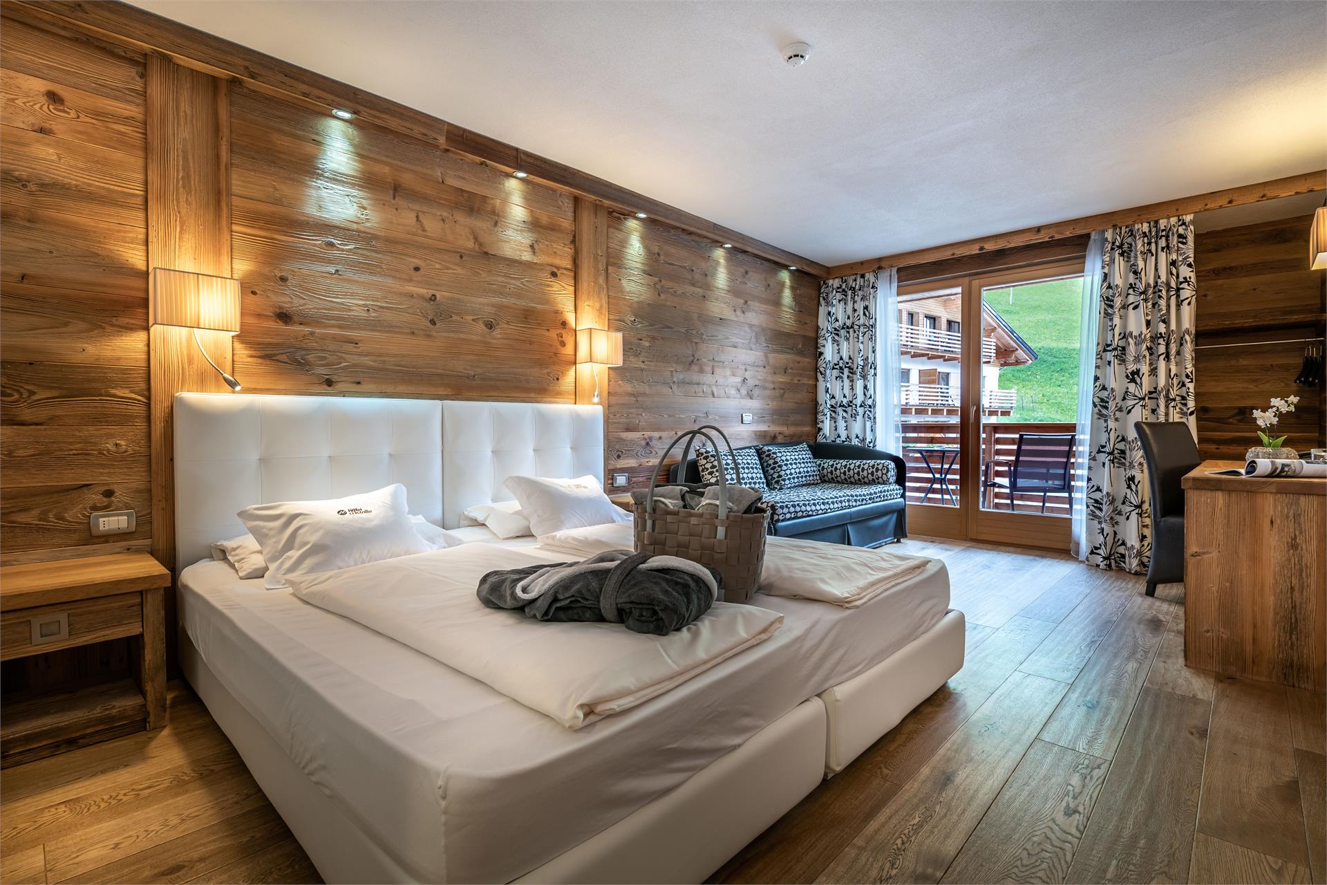 Hotel Cristallo Badia 24 suedtirol.info