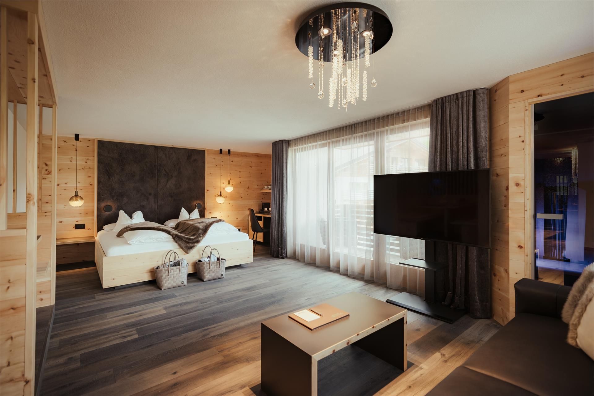 Hotel Cristallo Badia 31 suedtirol.info