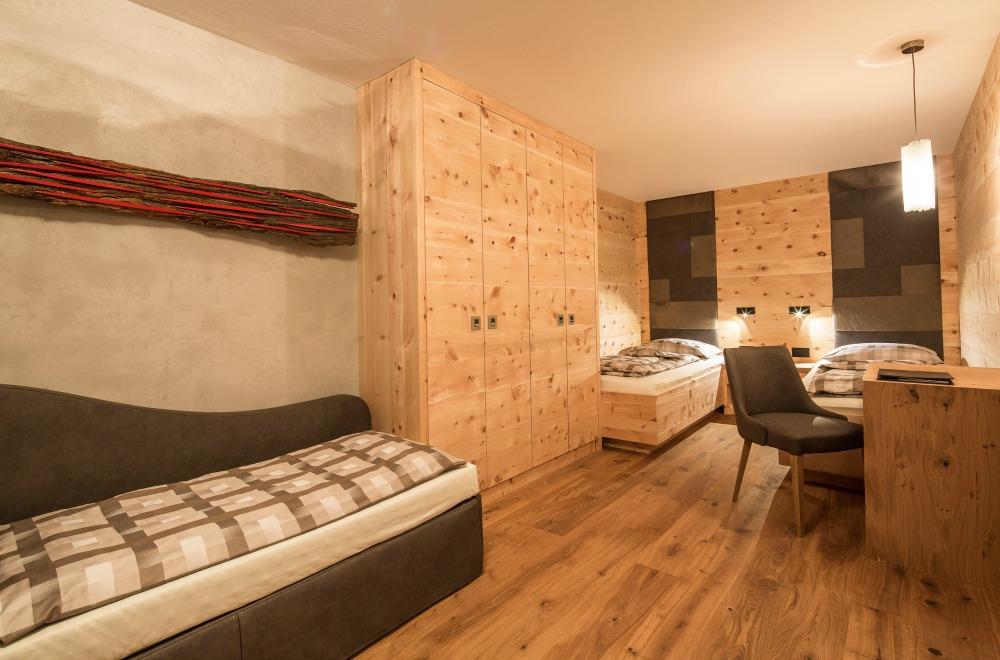 Hotel Cristallo Badia 25 suedtirol.info