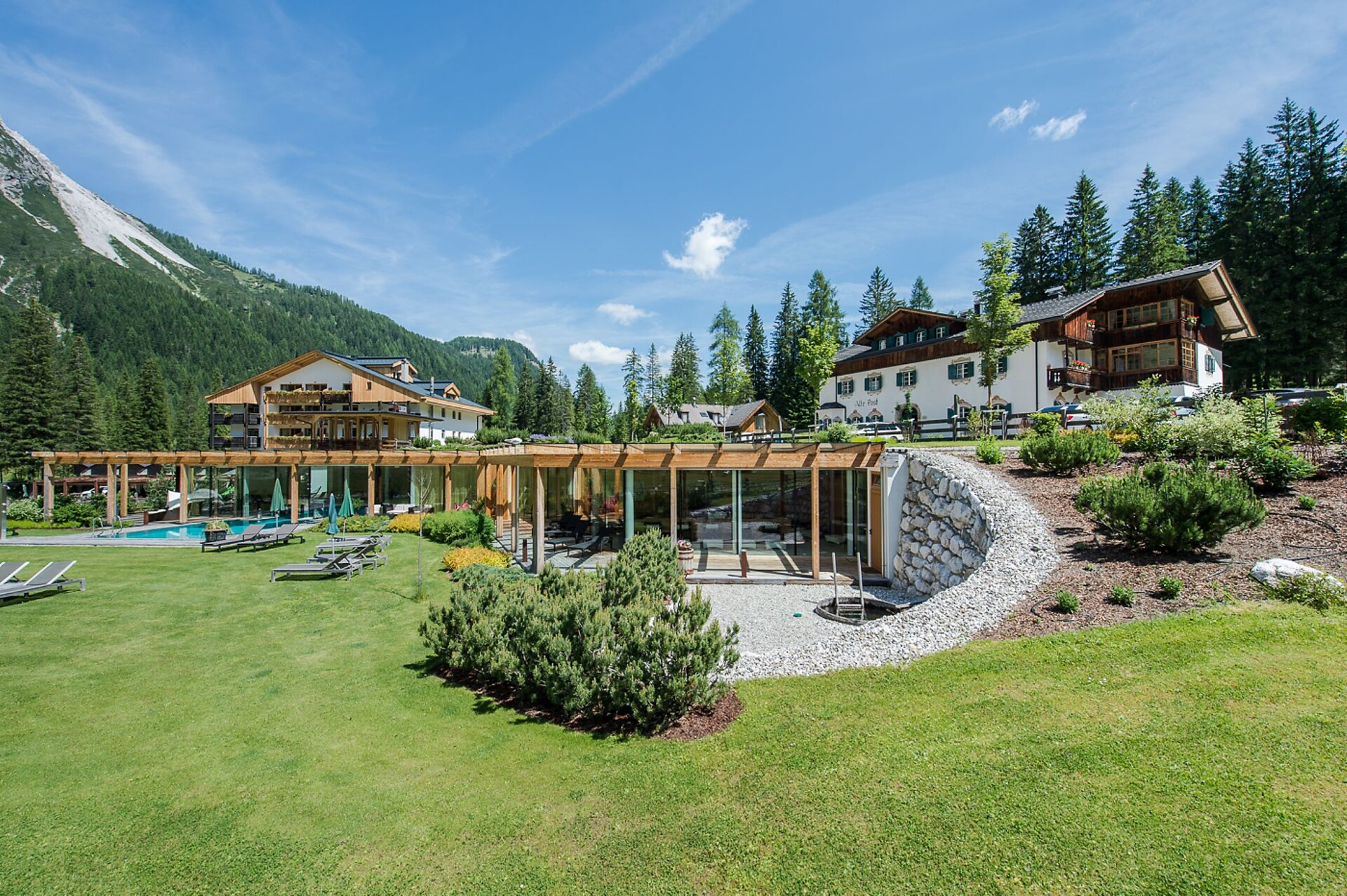 Hotel Dolomitenhof & Chalet Alte Post Sexten 23 suedtirol.info