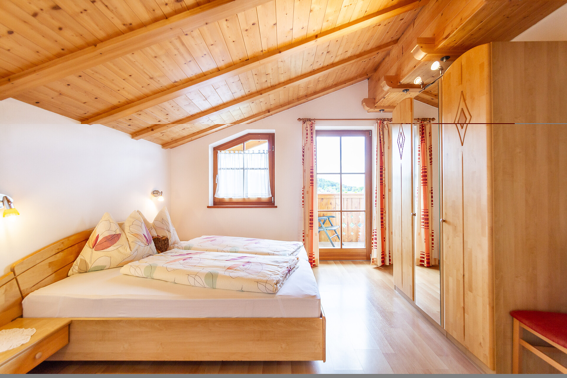 Schlafzimmer Sonnenblume 1