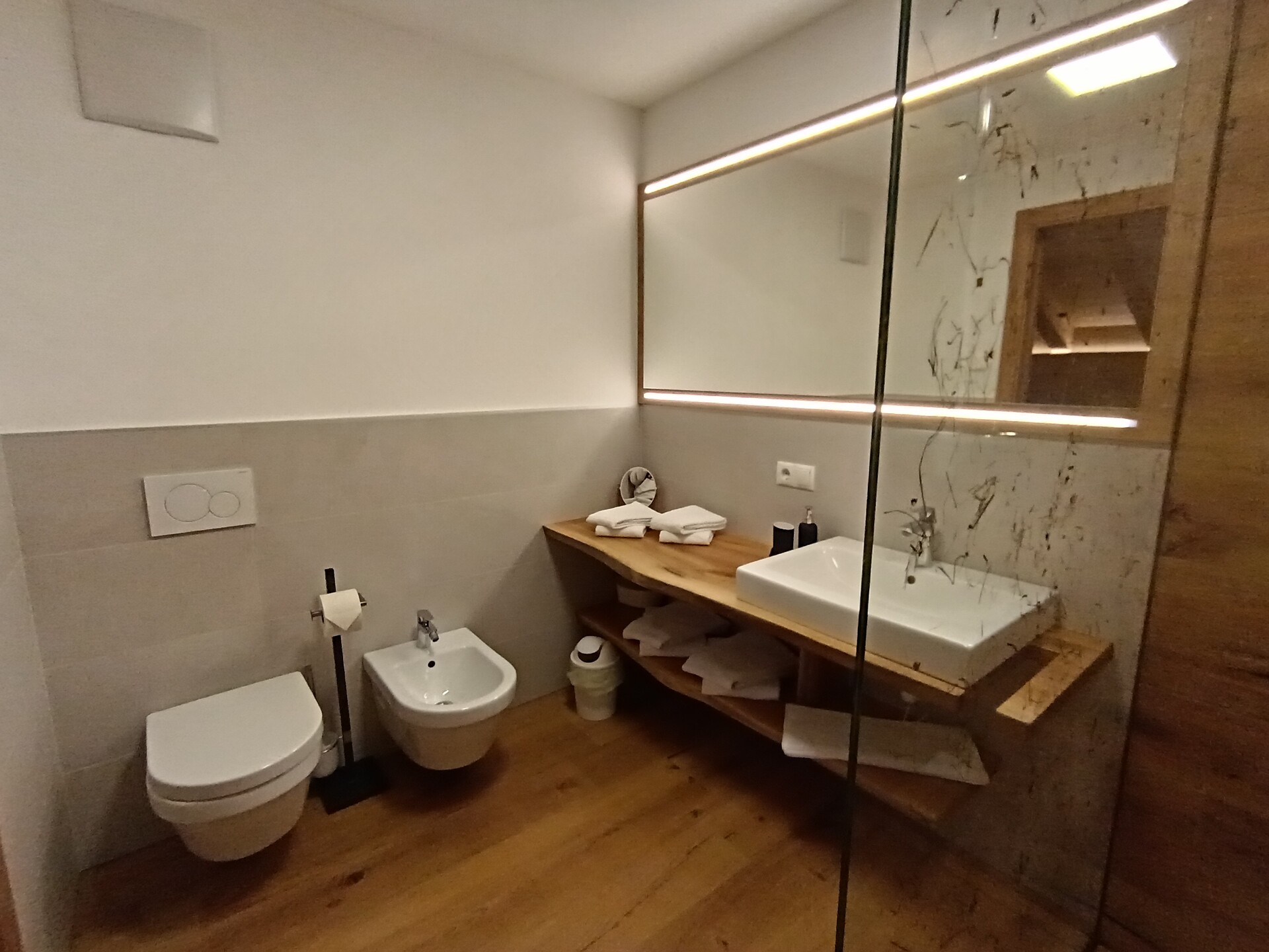 Apartment 3