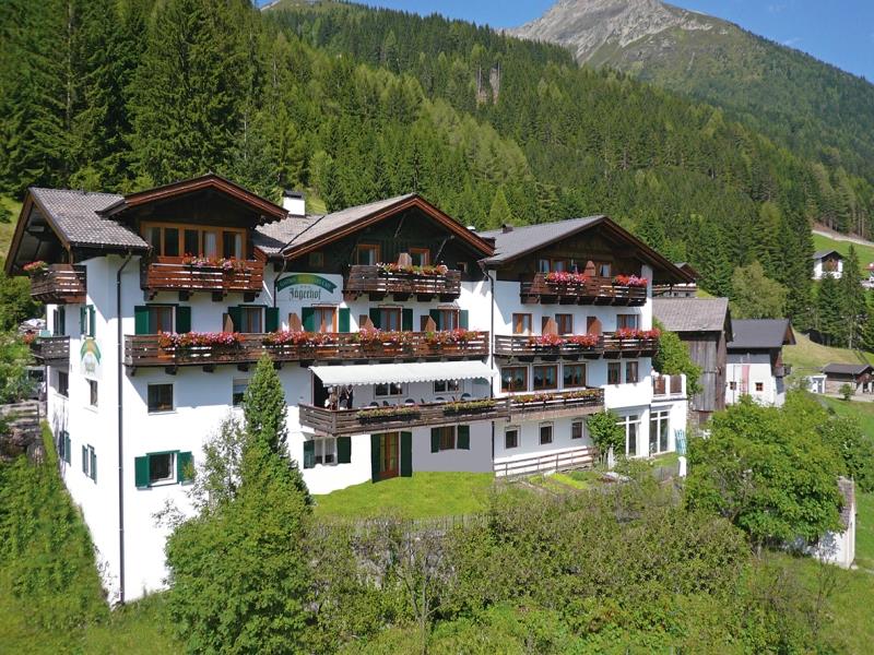 Jägerhof St.Leonhard in Passeier 1 suedtirol.info