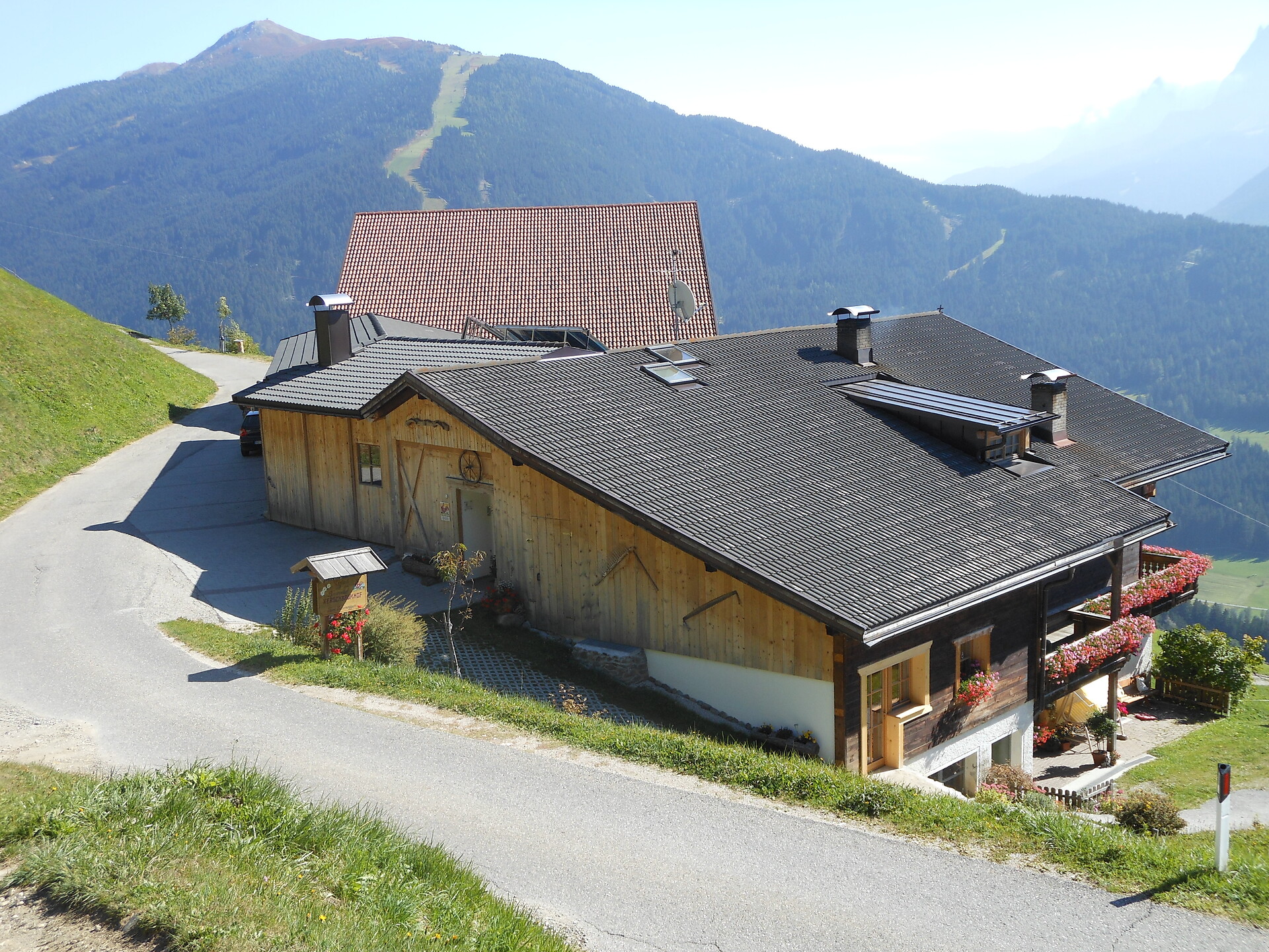 Unser Haus mit Skigebiet "Helm"