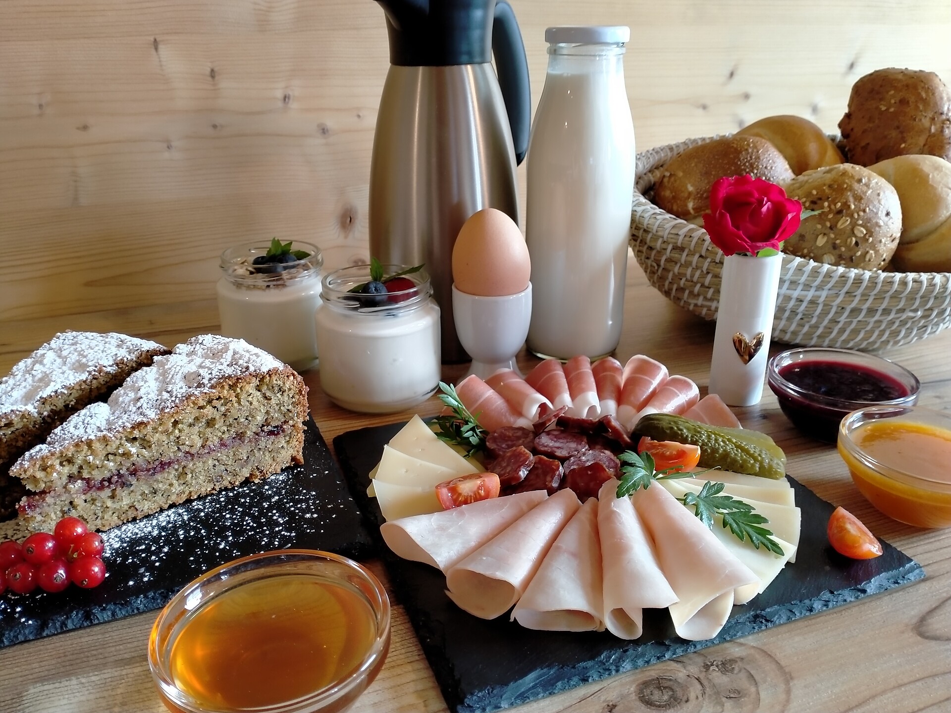 Own and regional products for breakfast