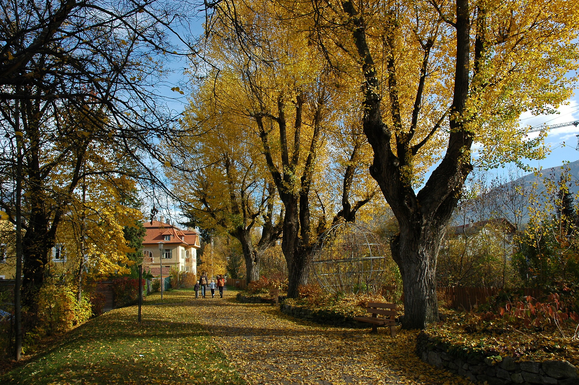 riverside walkway