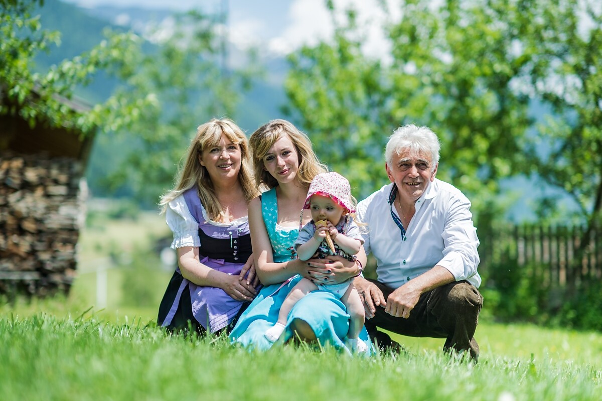 Family Weger is waiting for you!