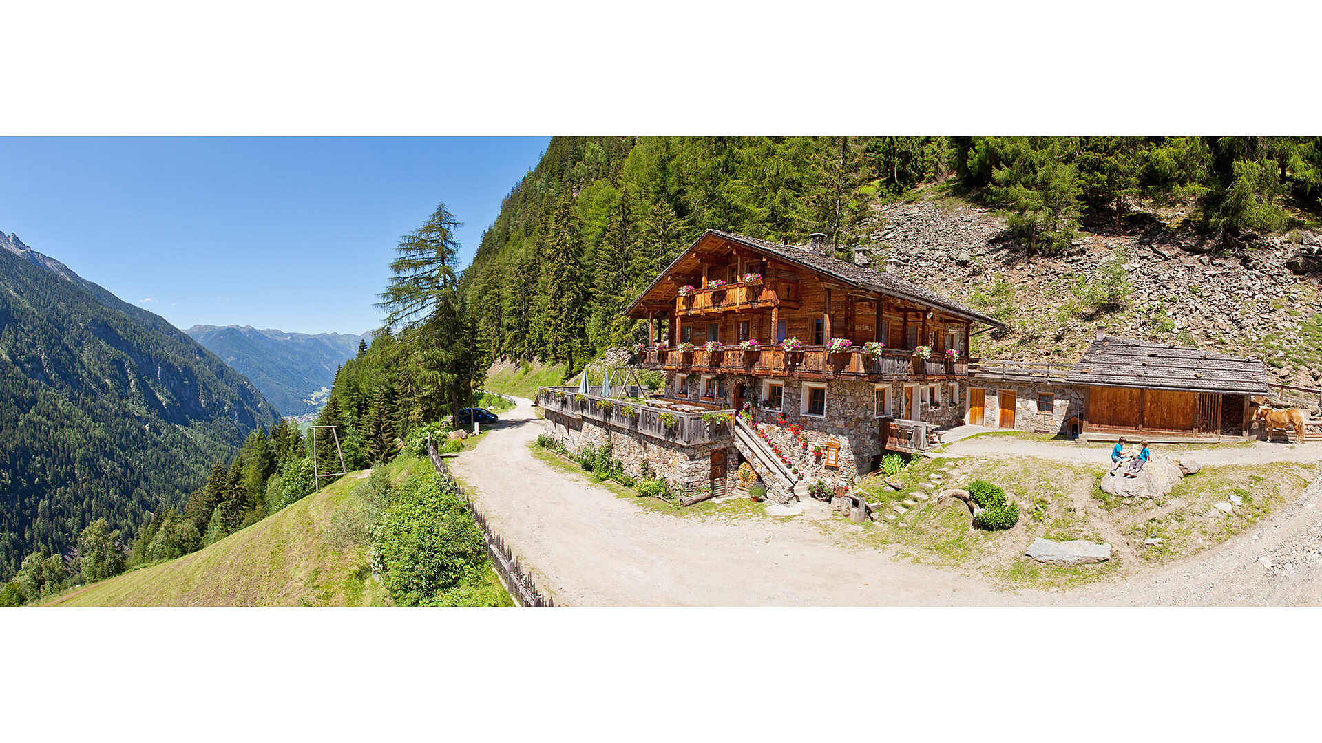 Appartements Appartamenti Kofler zwischen den Wänden