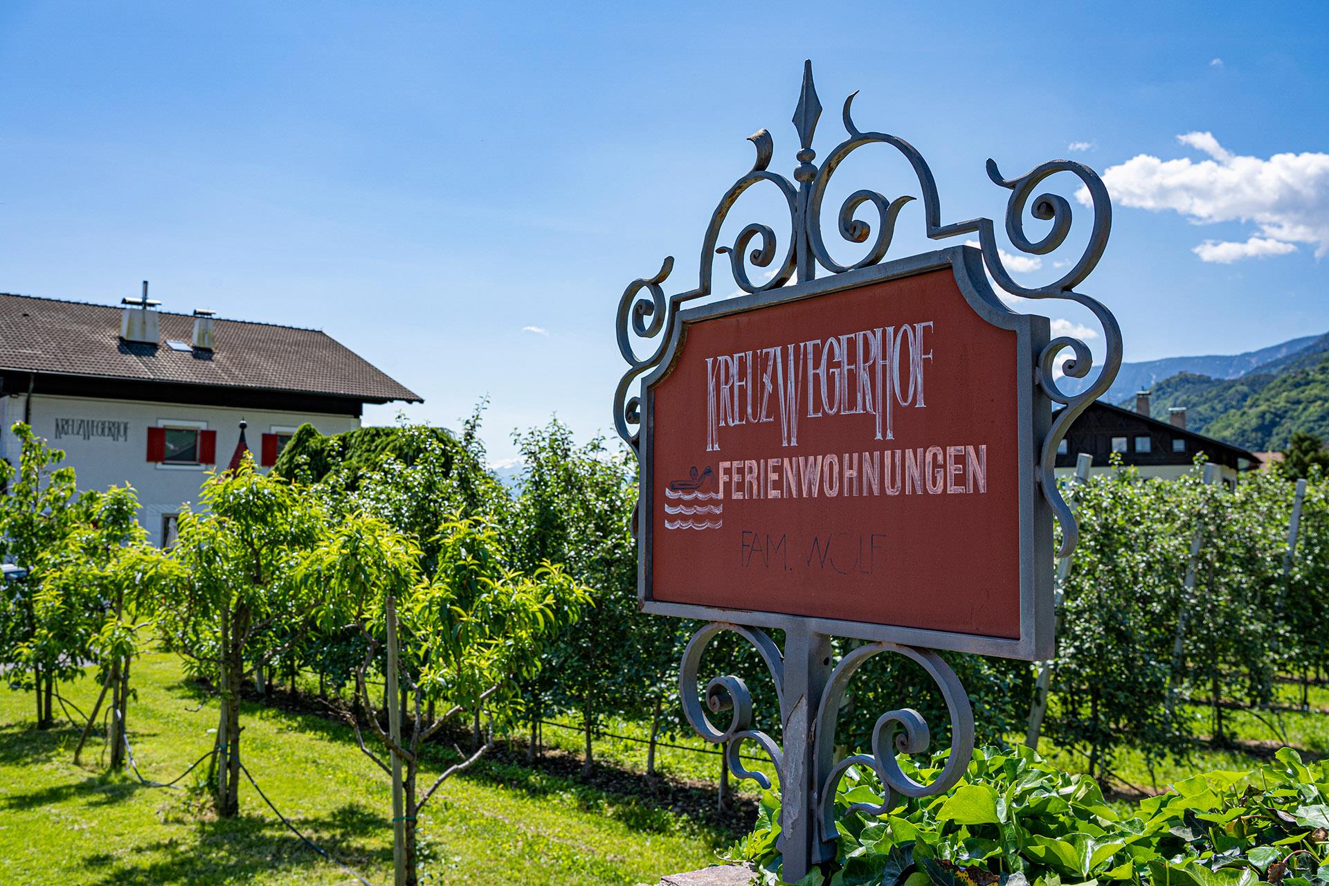 Kreuzwegerhof Lana 2 suedtirol.info