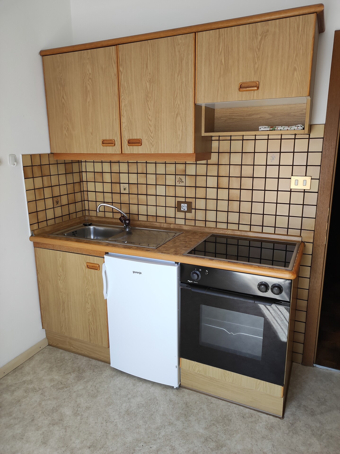 Kitchen Apartment orange