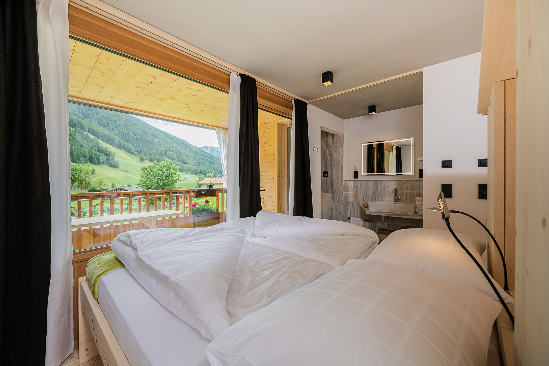 KOASA-HOF  Apartment Superior XL Ahrntal/Valle Aurina 9 suedtirol.info
