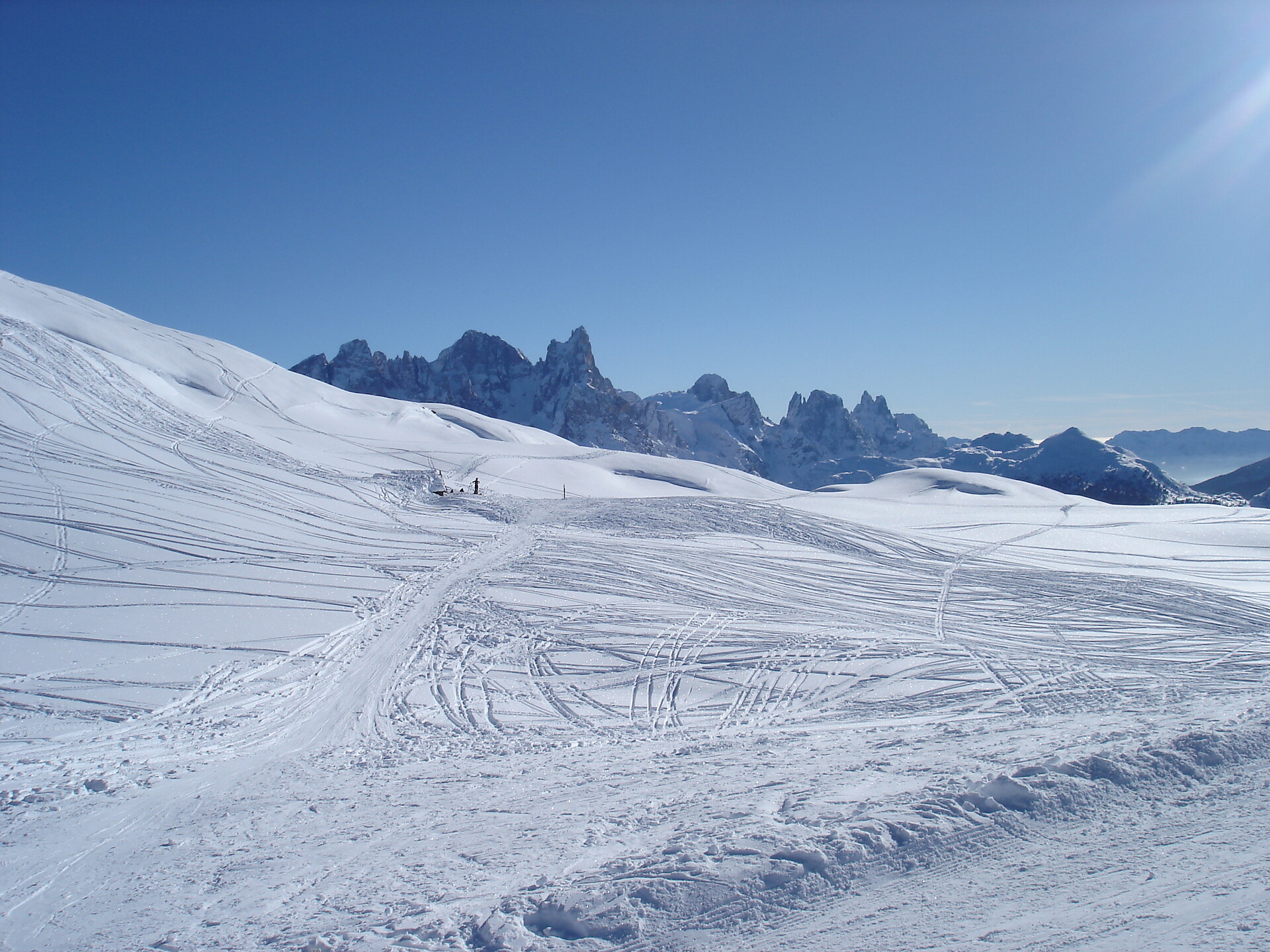 Skiresort d'intorno