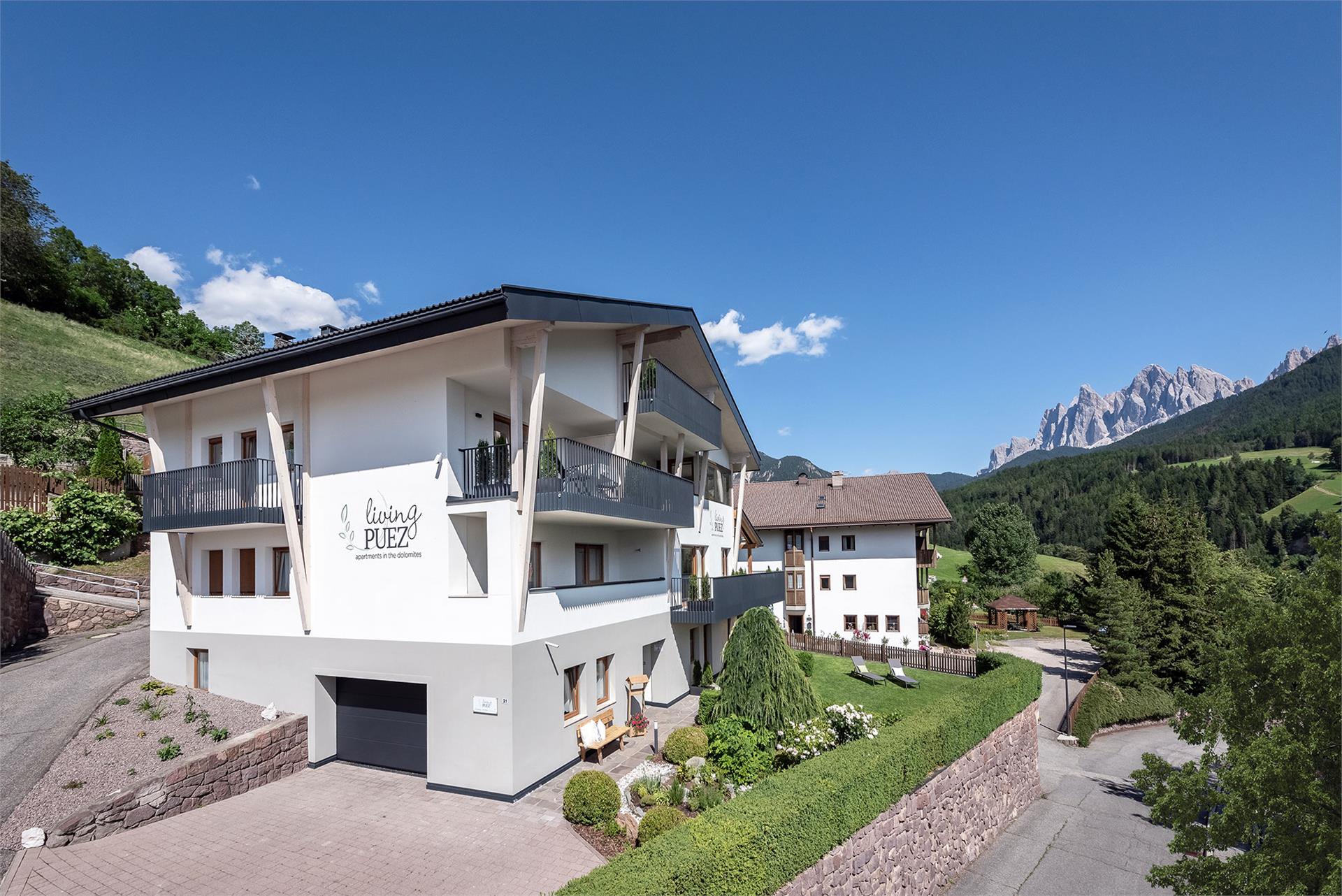 living Puez apartments in the dolomites Villnöss 1 suedtirol.info