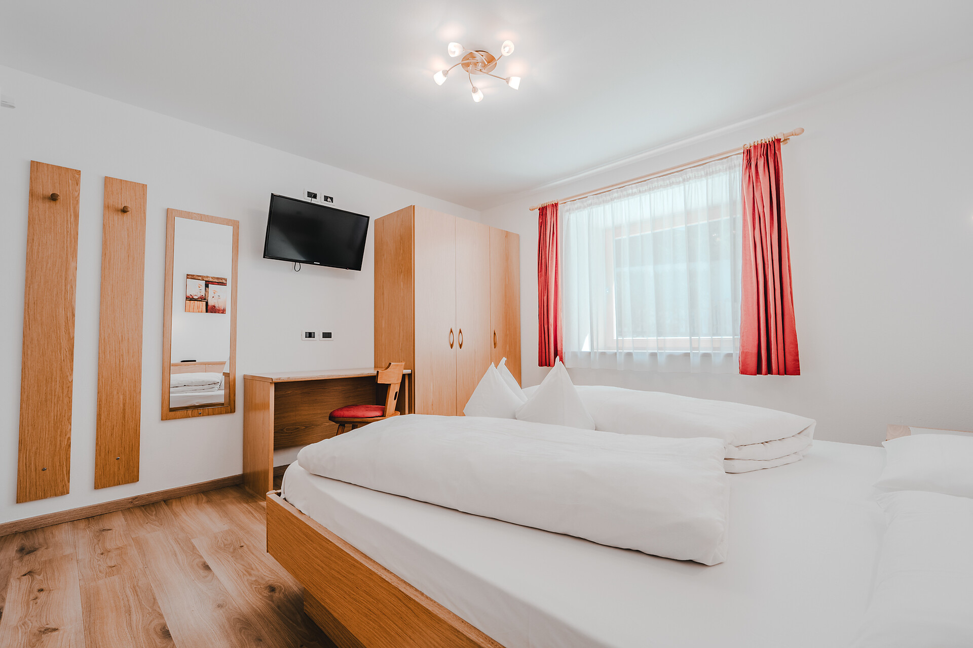 La Montanara Apartments - Regione dolomitica Alta Badia - #28 - suedtirol.info