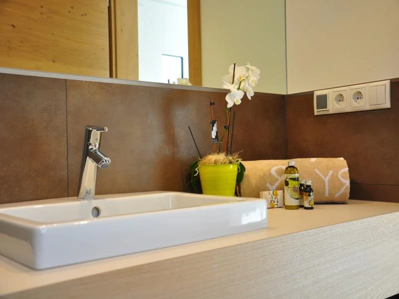 Landhaus Freiburgerhof Riffian/Rifiano 8 suedtirol.info