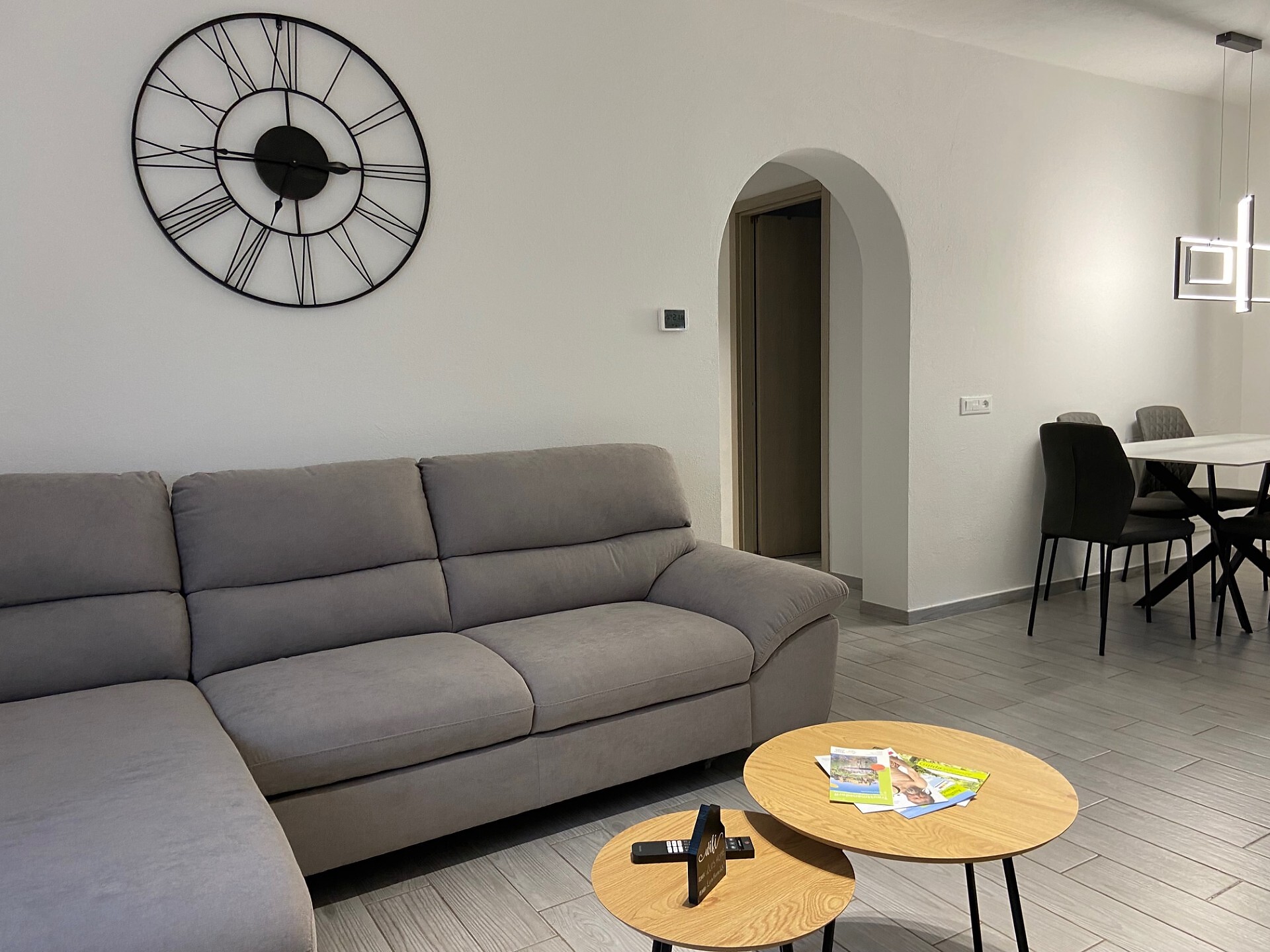 Luis Home Aparment 2