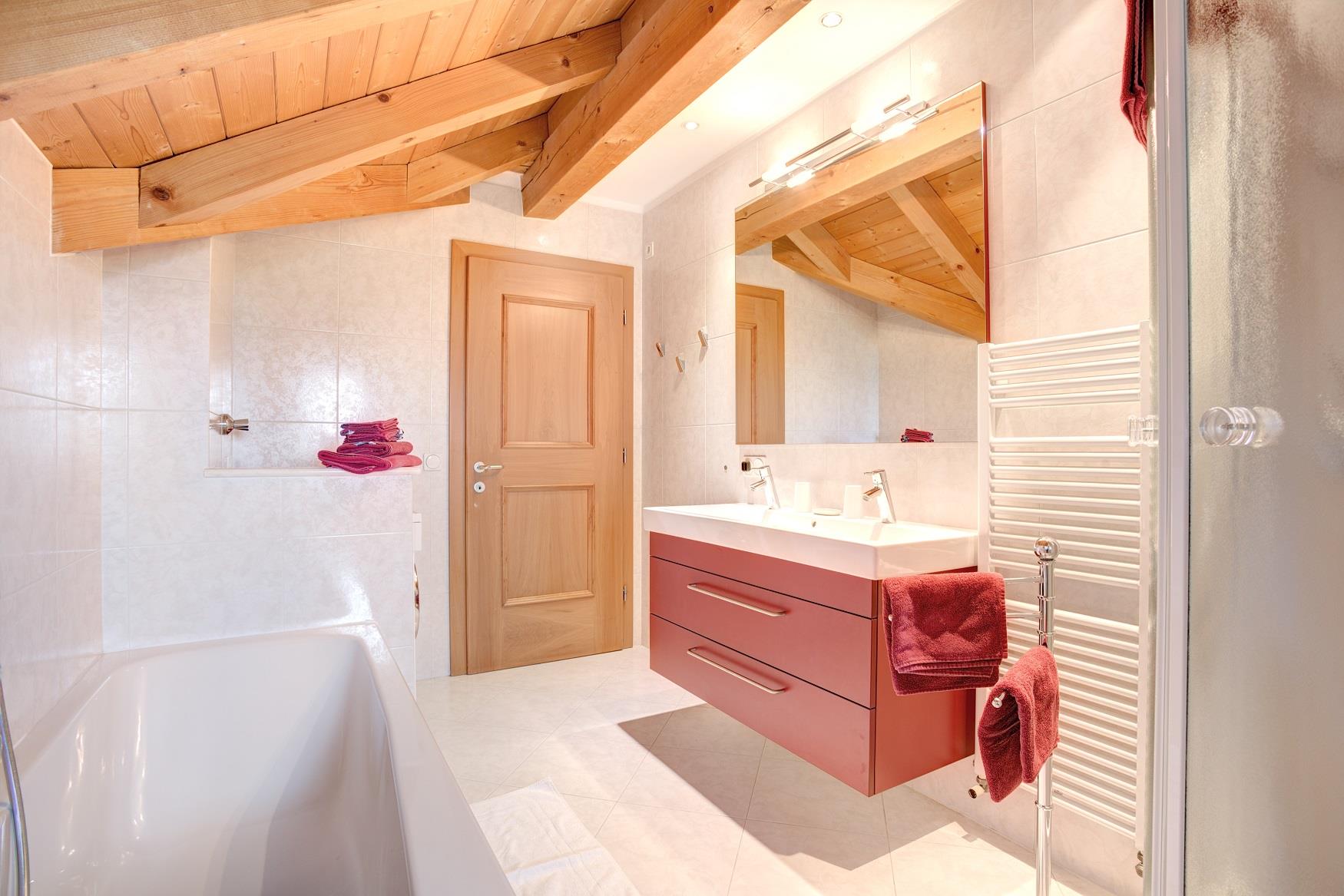 Lavendelhof Eppan an der Weinstraße 24 suedtirol.info